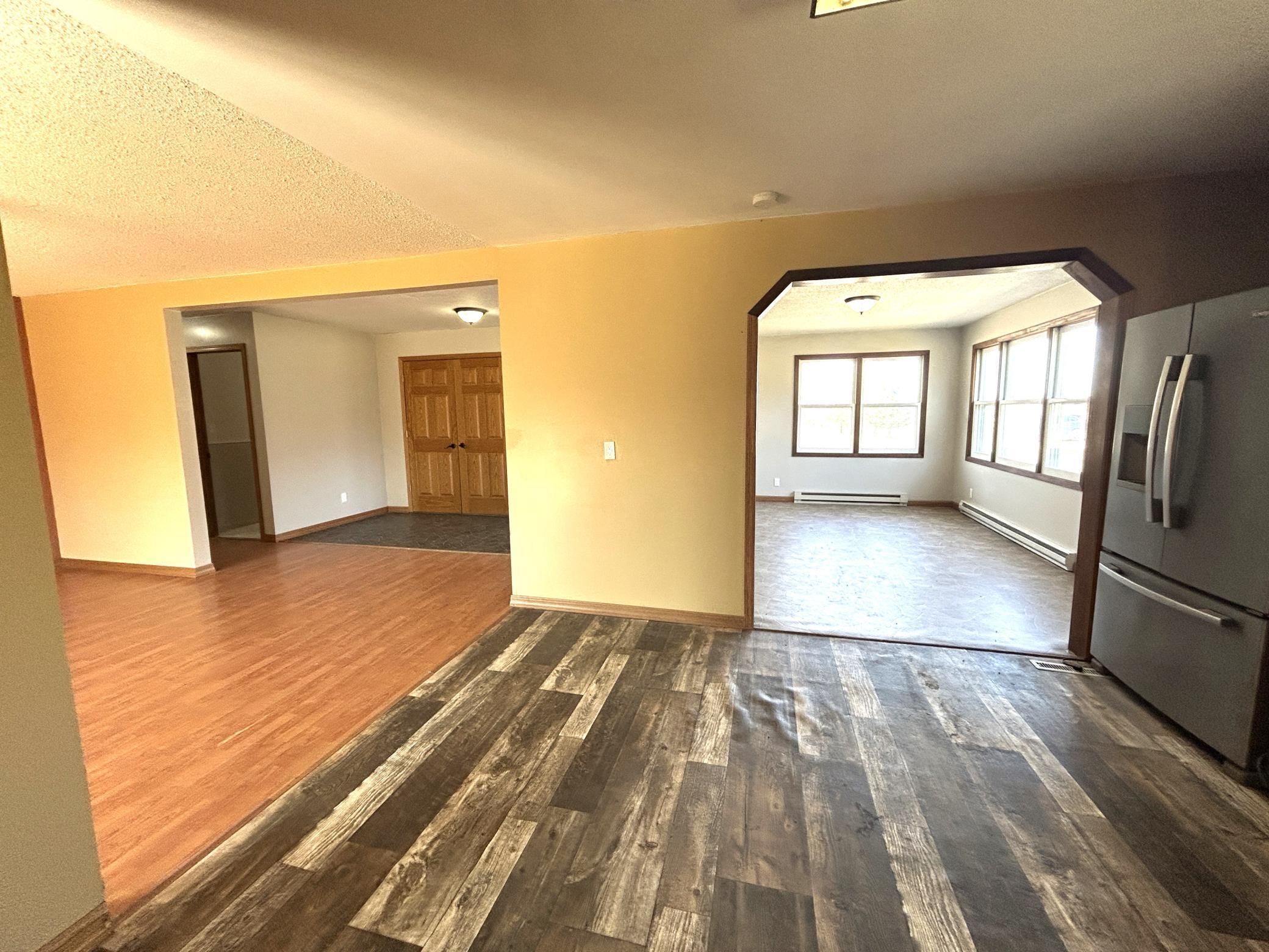 property viewer photo 7