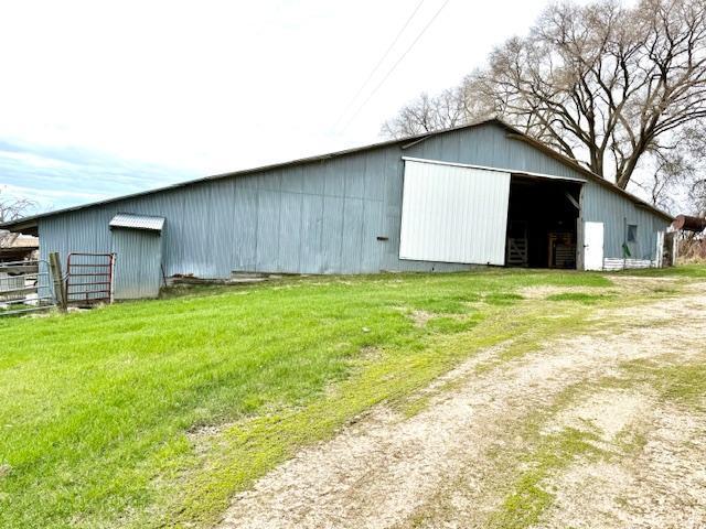 main property photo 8