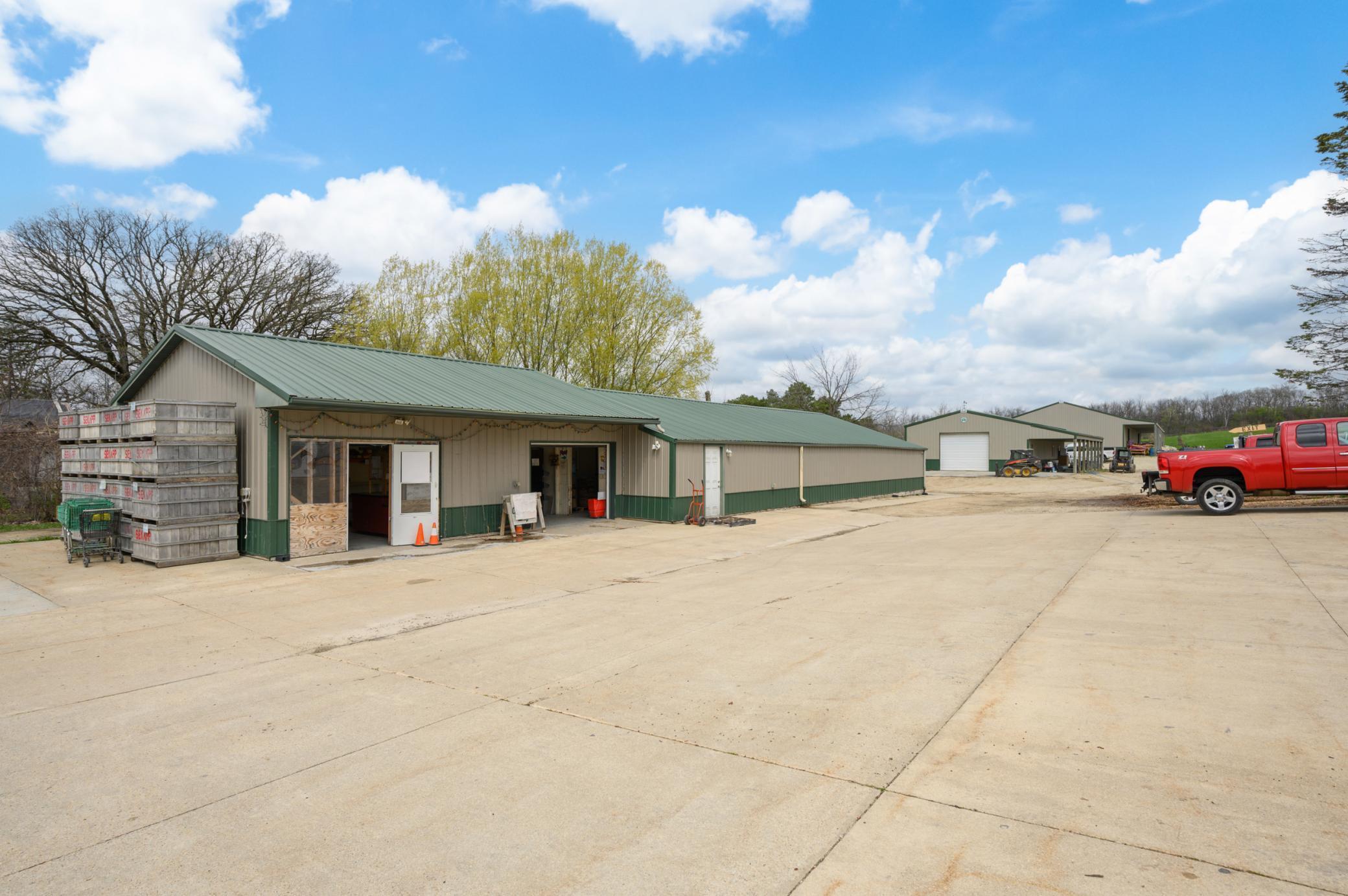 main property photo 6