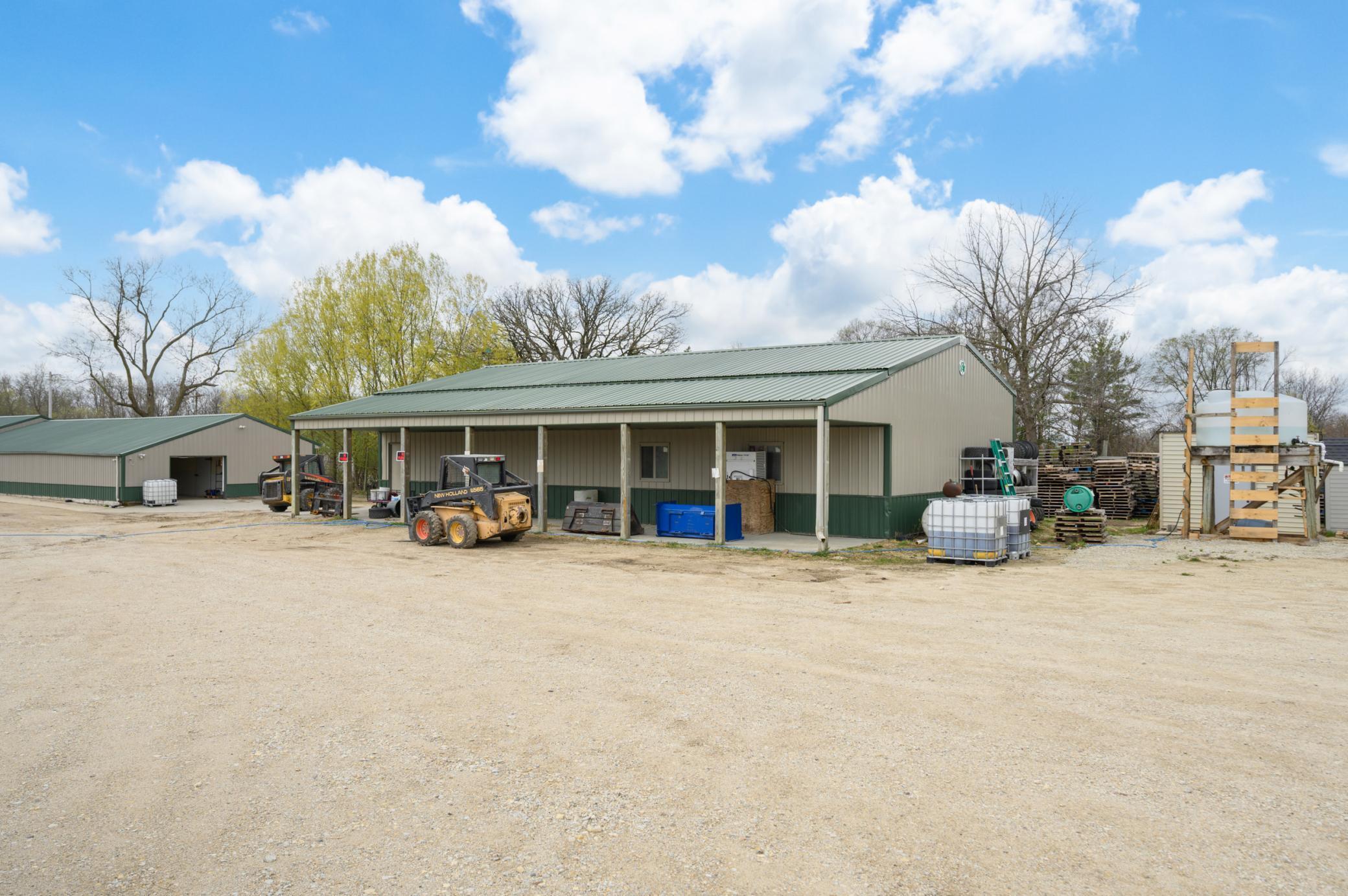 main property photo 9