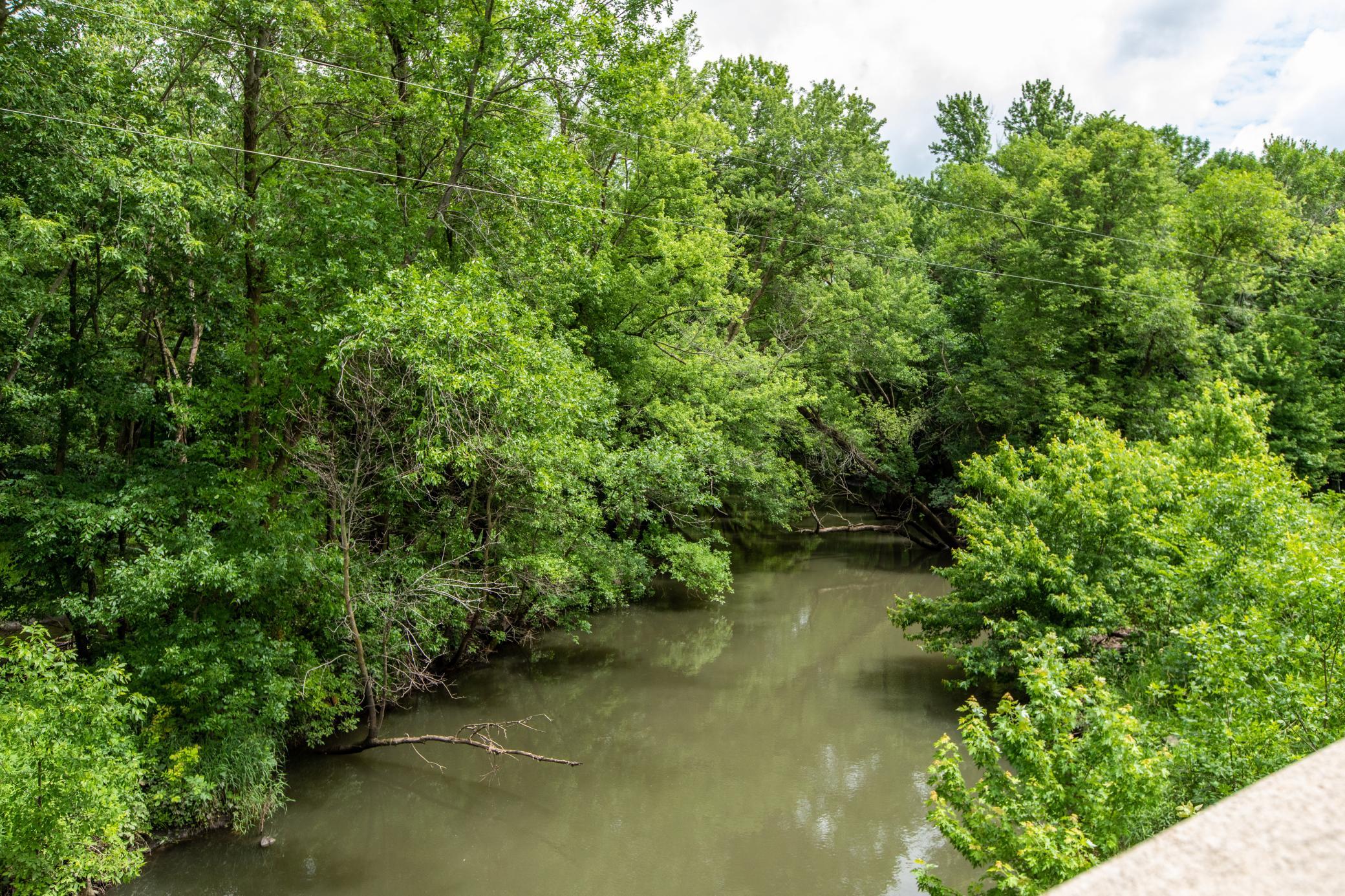 main property photo 8
