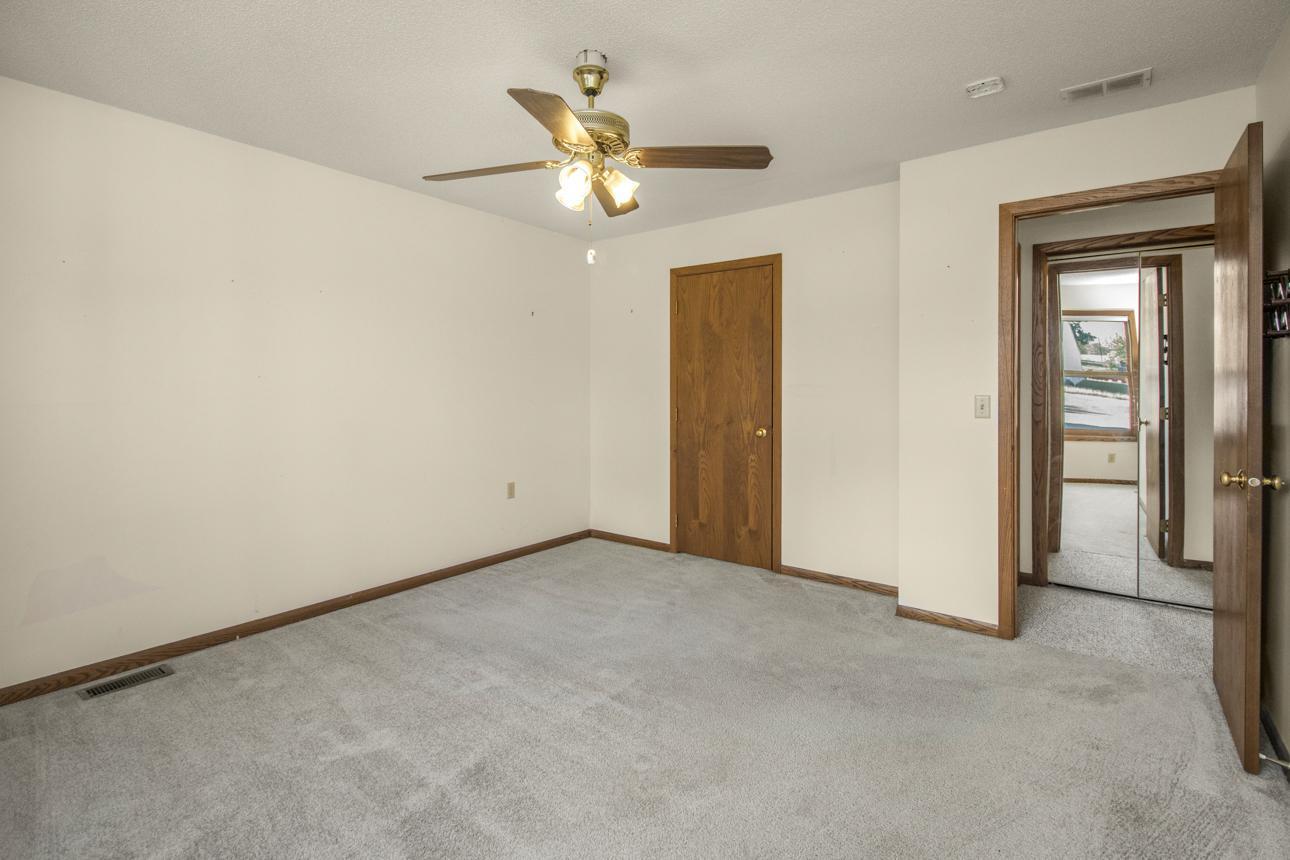 property viewer photo 15