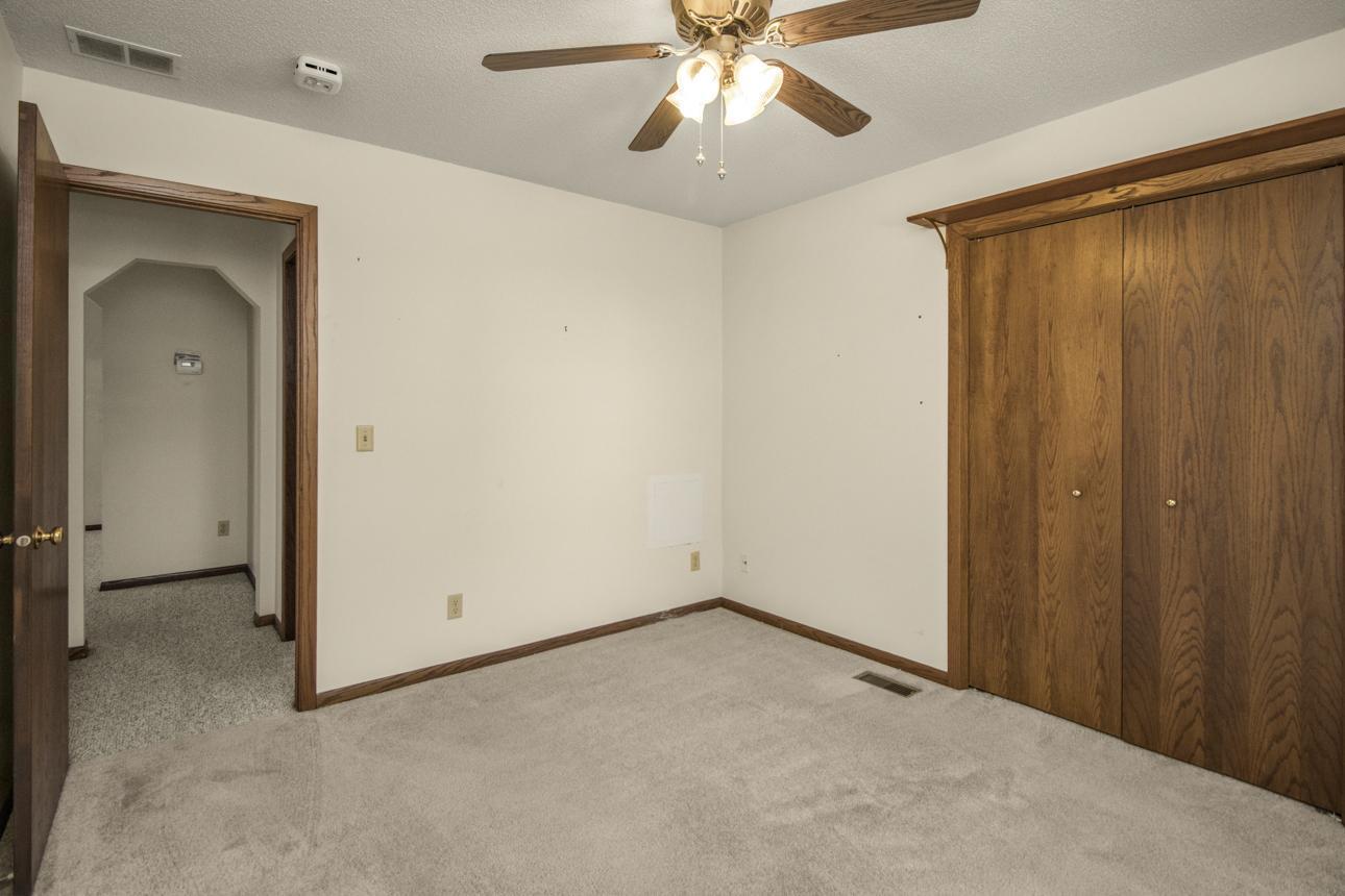 property viewer photo 19