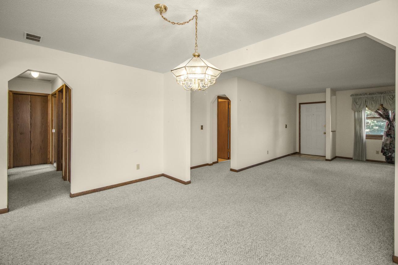 property viewer photo 6