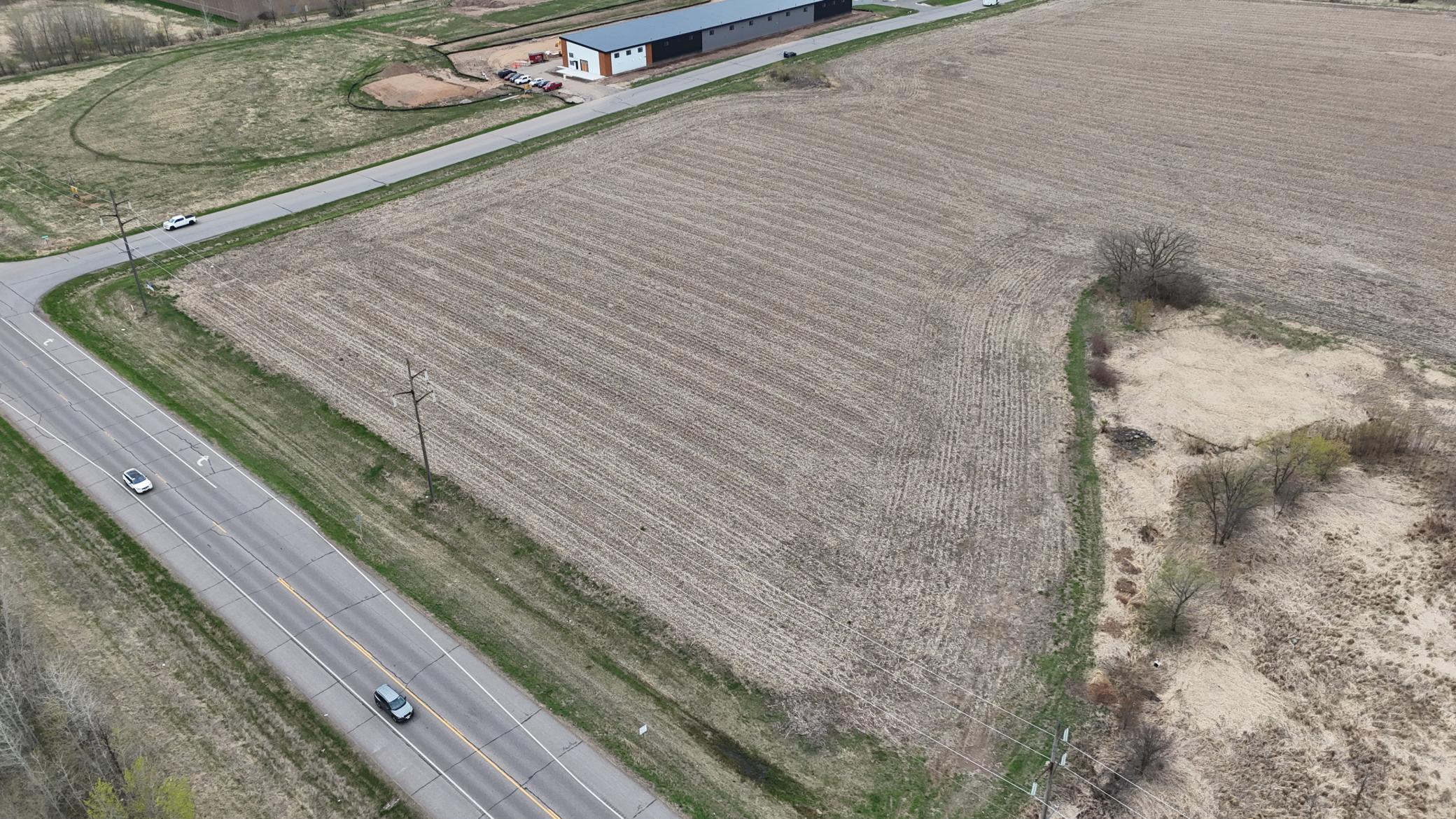 main property photo 8