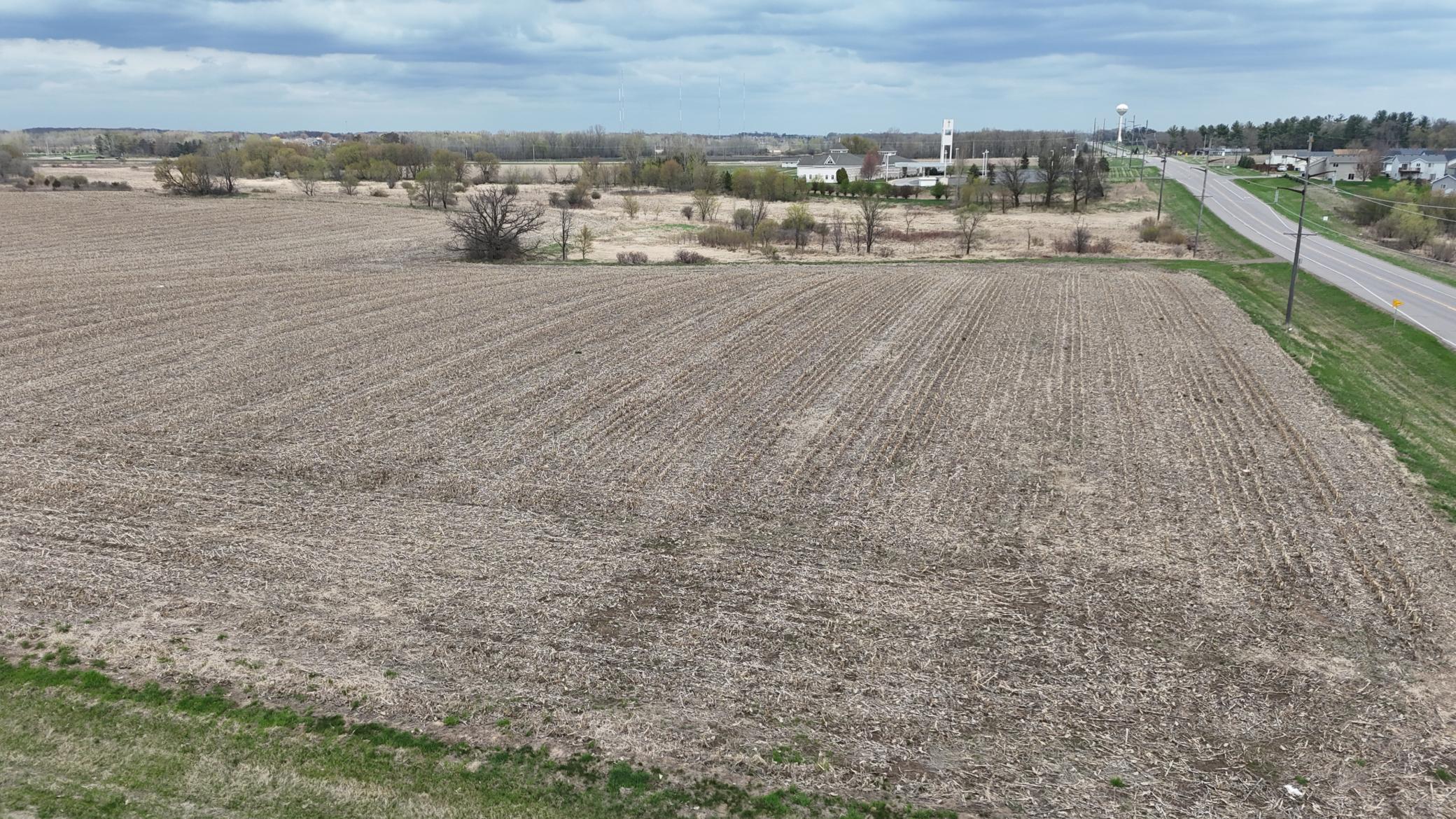 main property photo 13