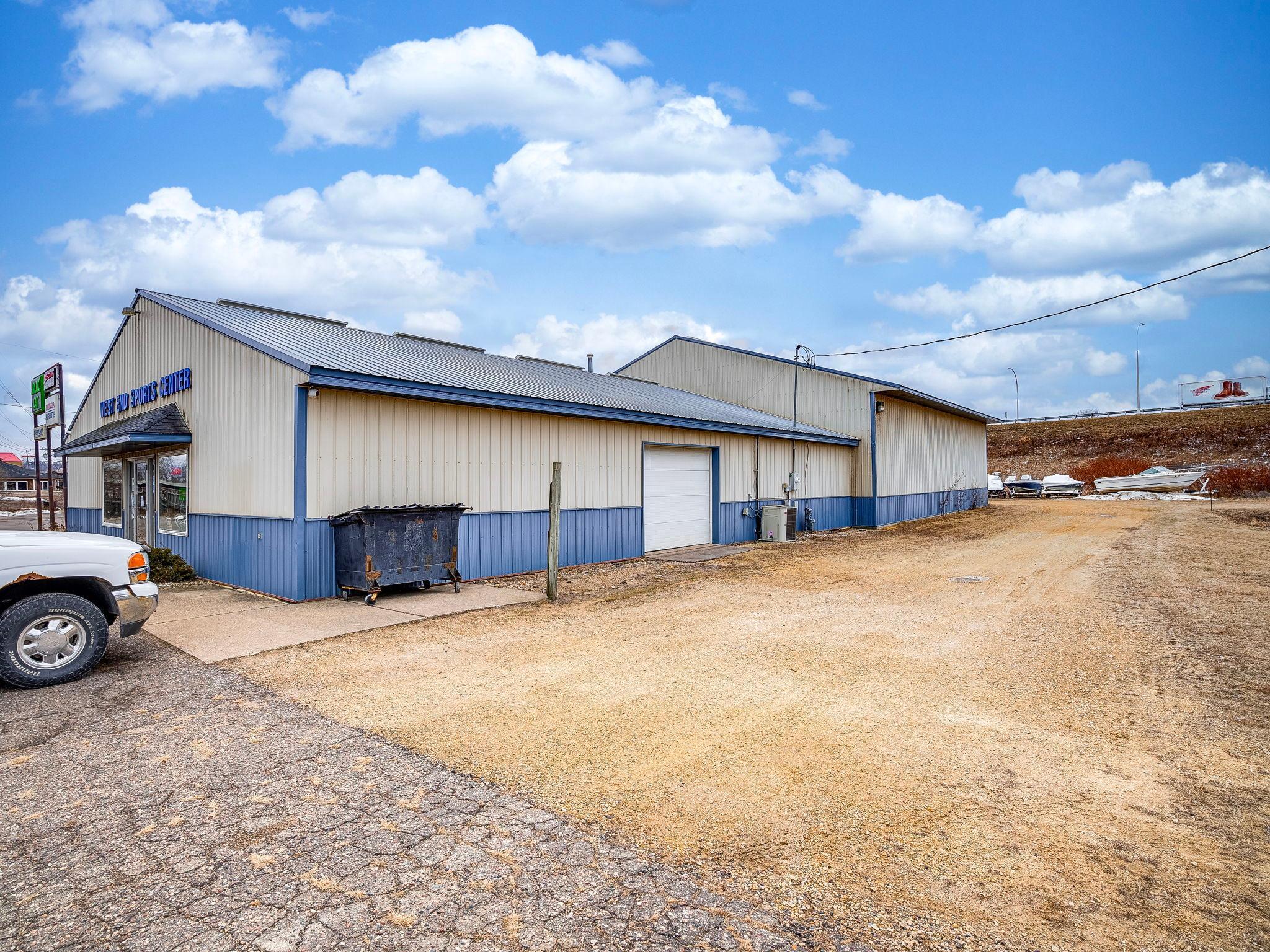 main property photo 14