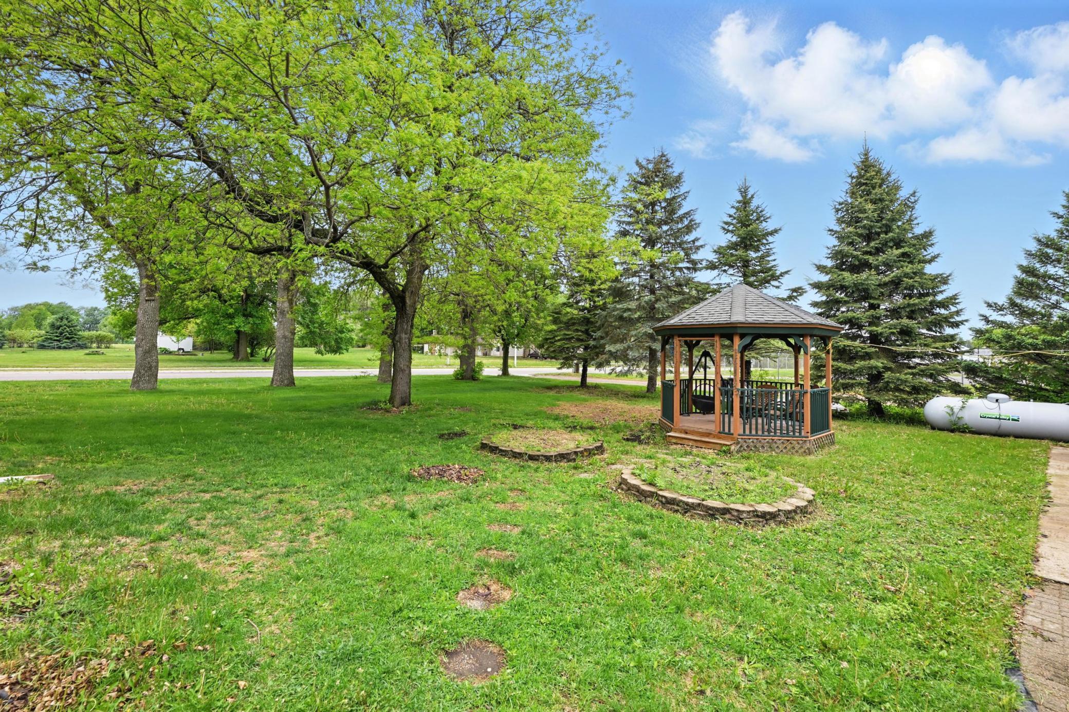 property viewer photo 22