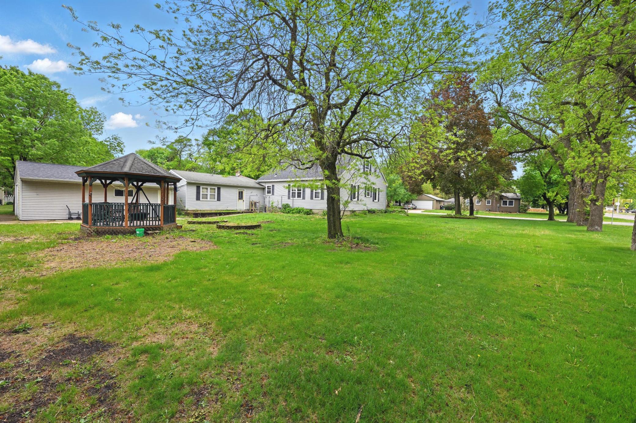 property viewer photo 23