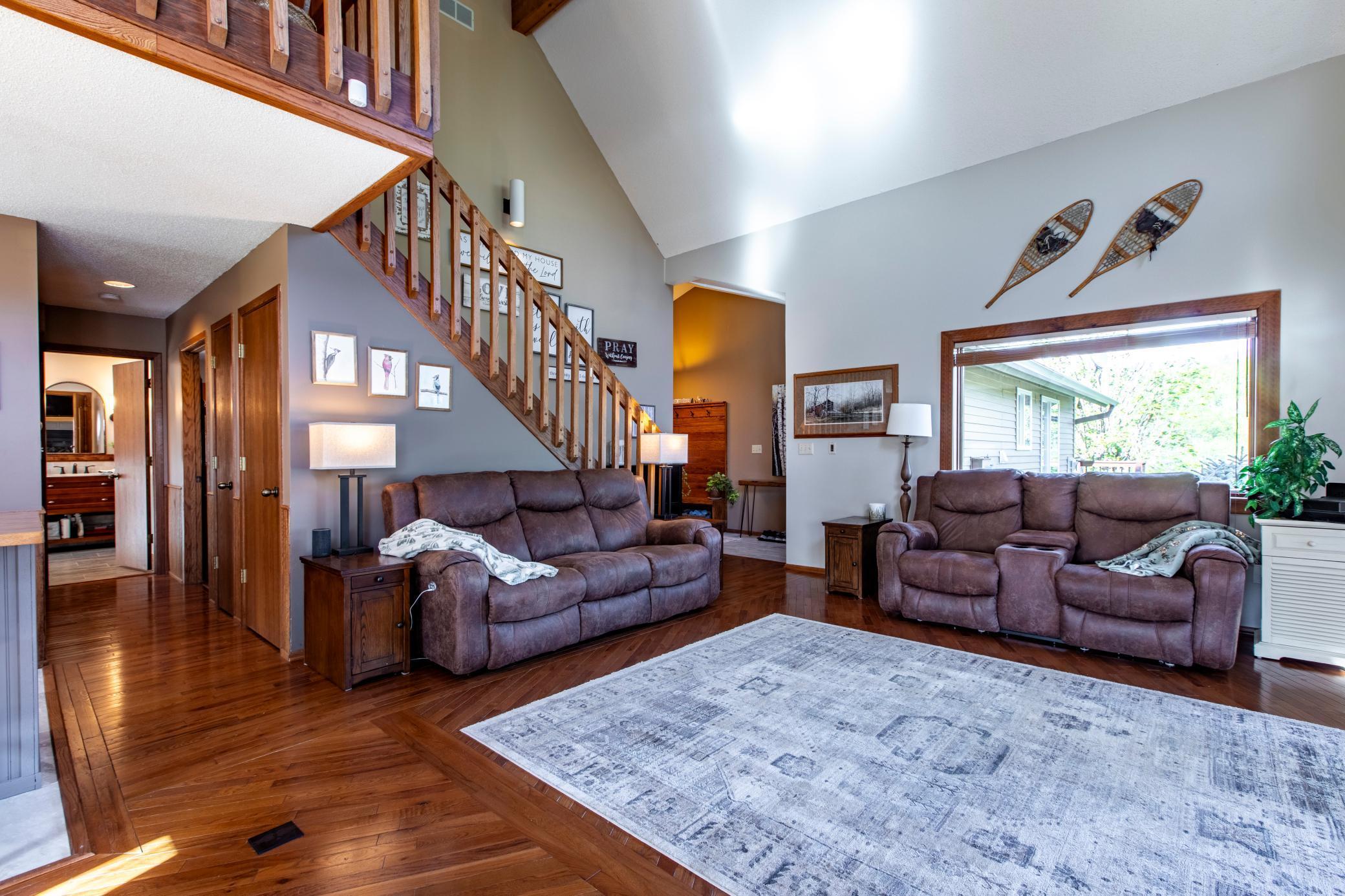 property viewer photo 10