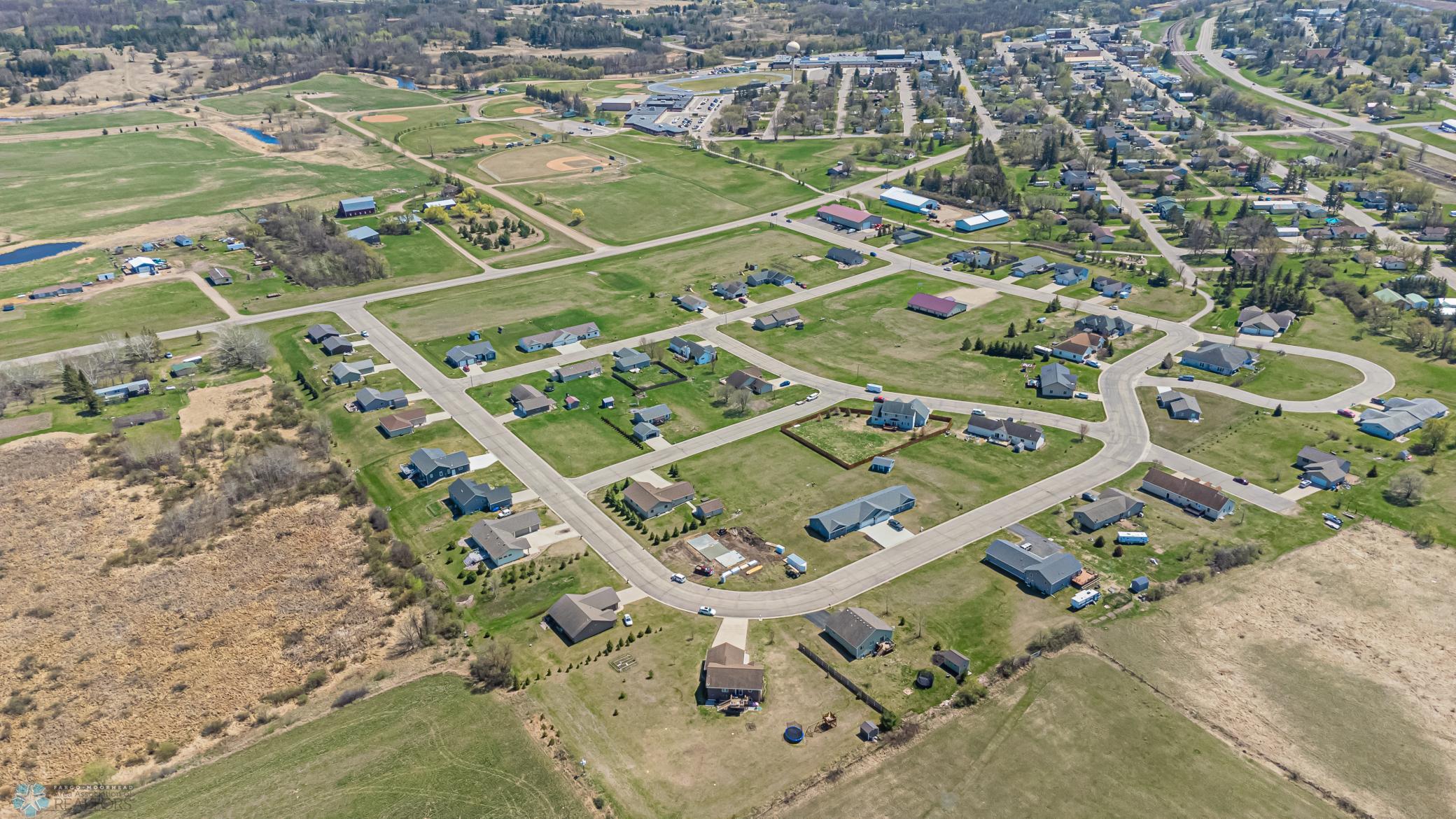 main property photo 4