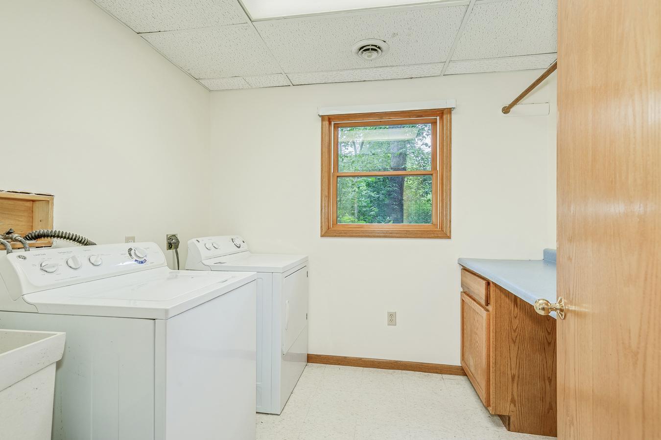 property viewer photo 30