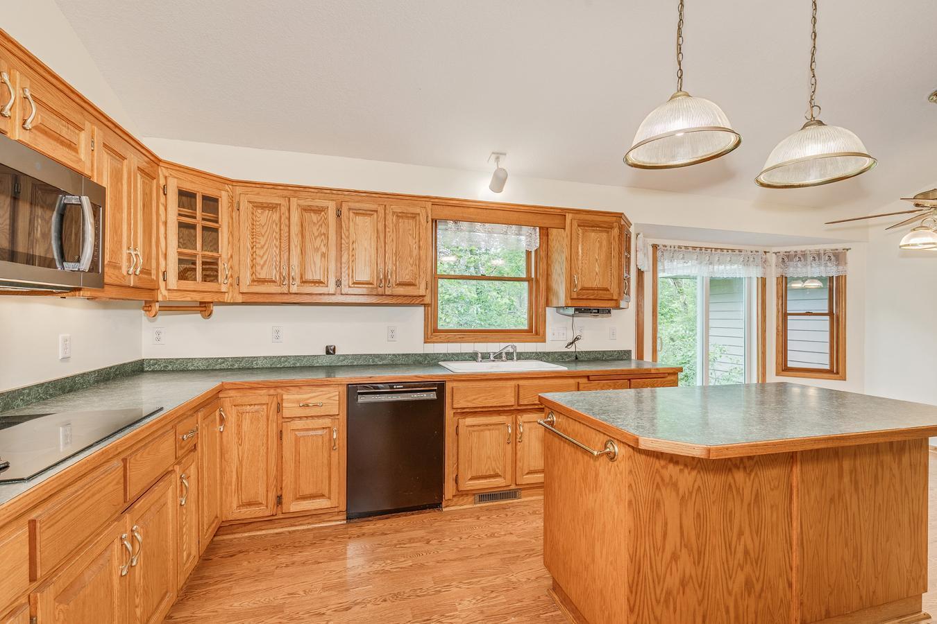 property viewer photo 7