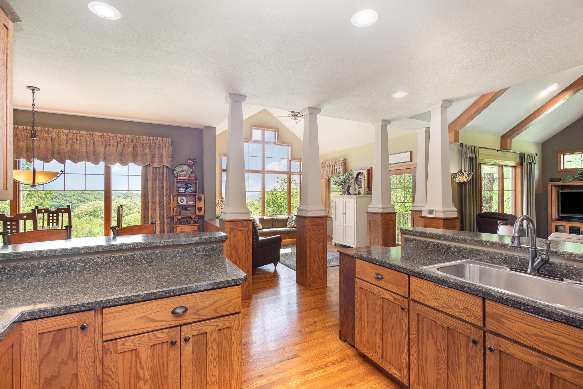 property viewer photo 20
