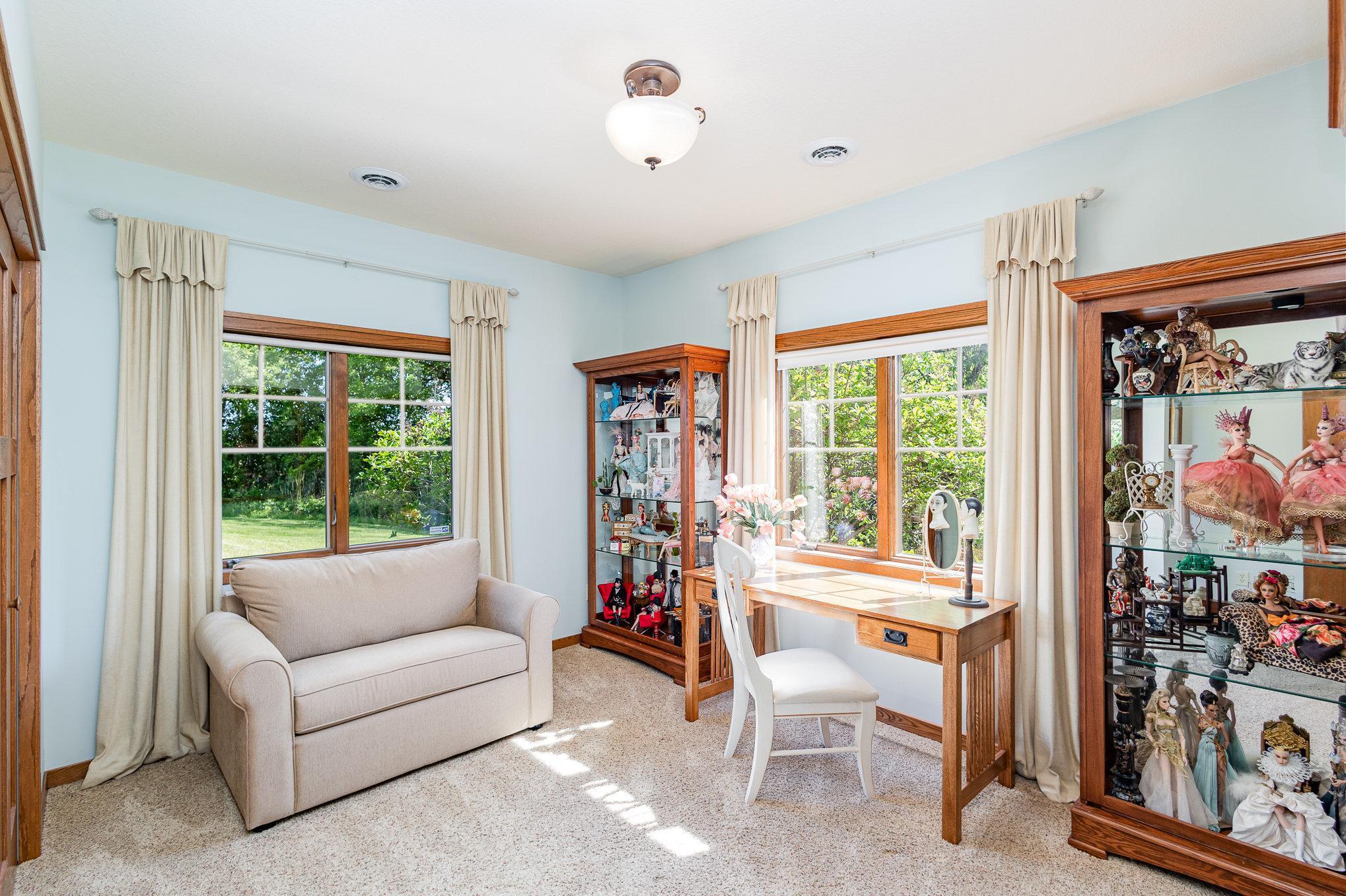 property viewer photo 43