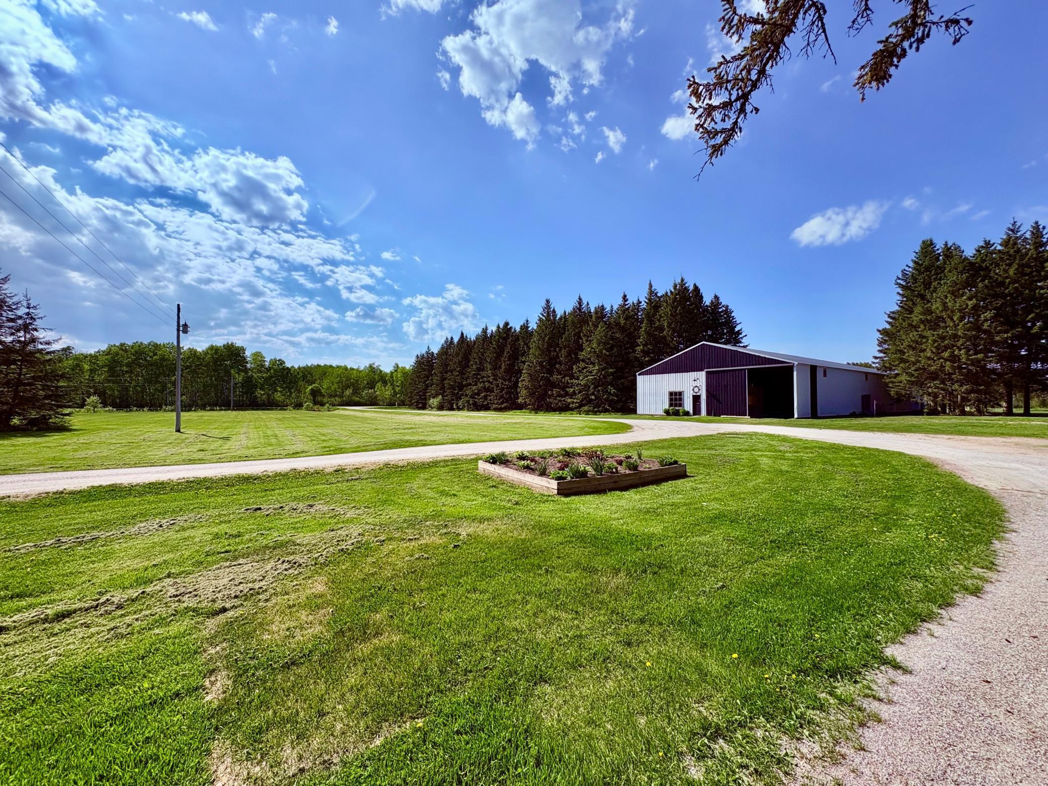 main property photo 67
