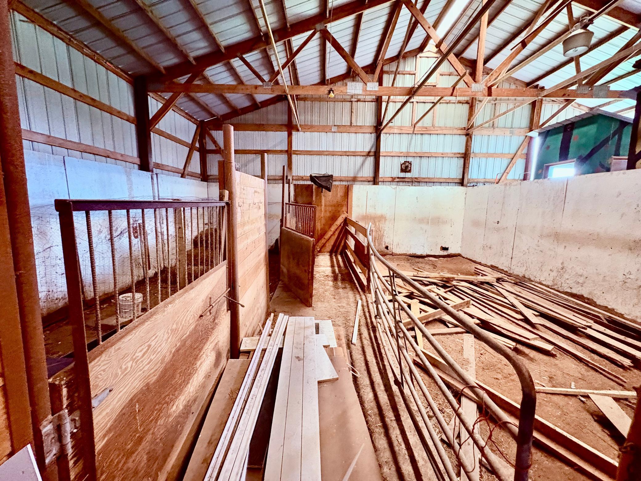 main property photo 75