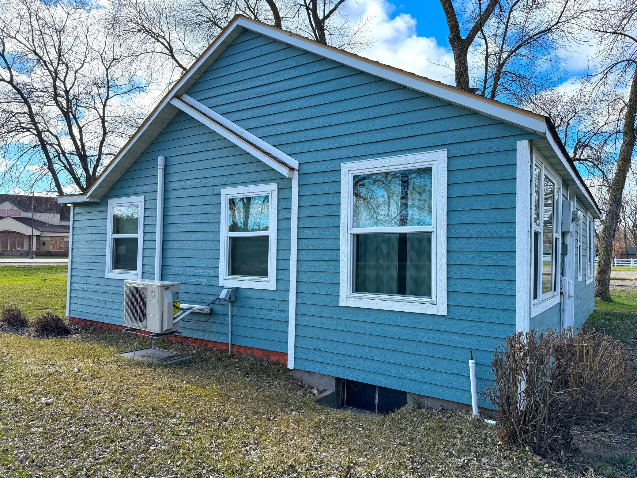 main property photo 17