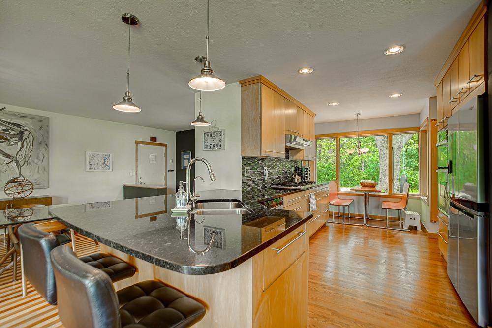 property viewer photo 14