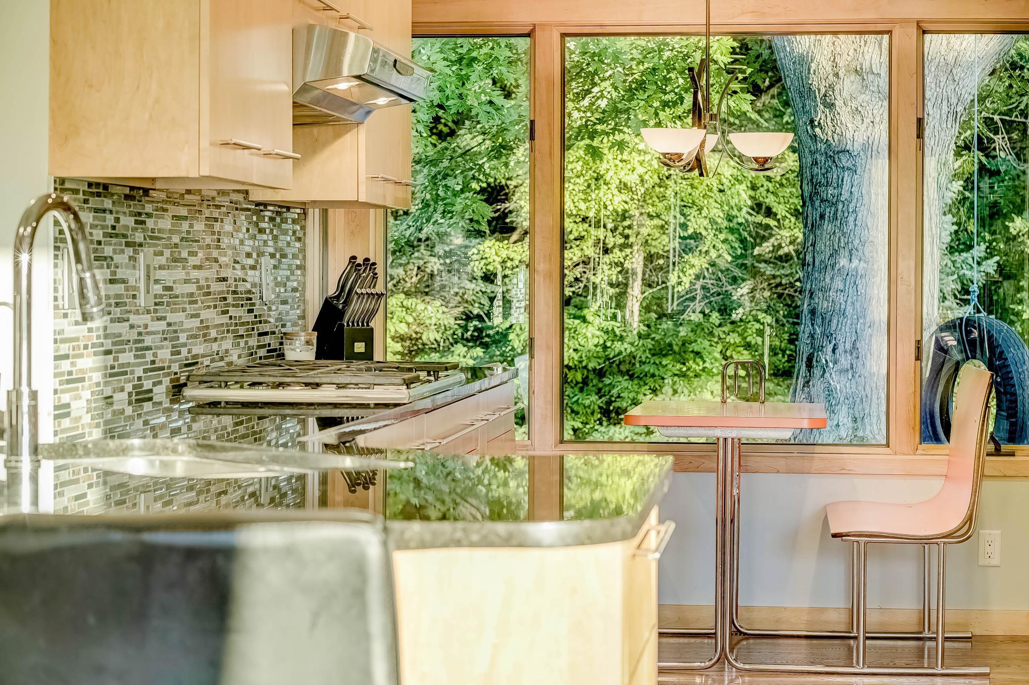 property viewer photo 19