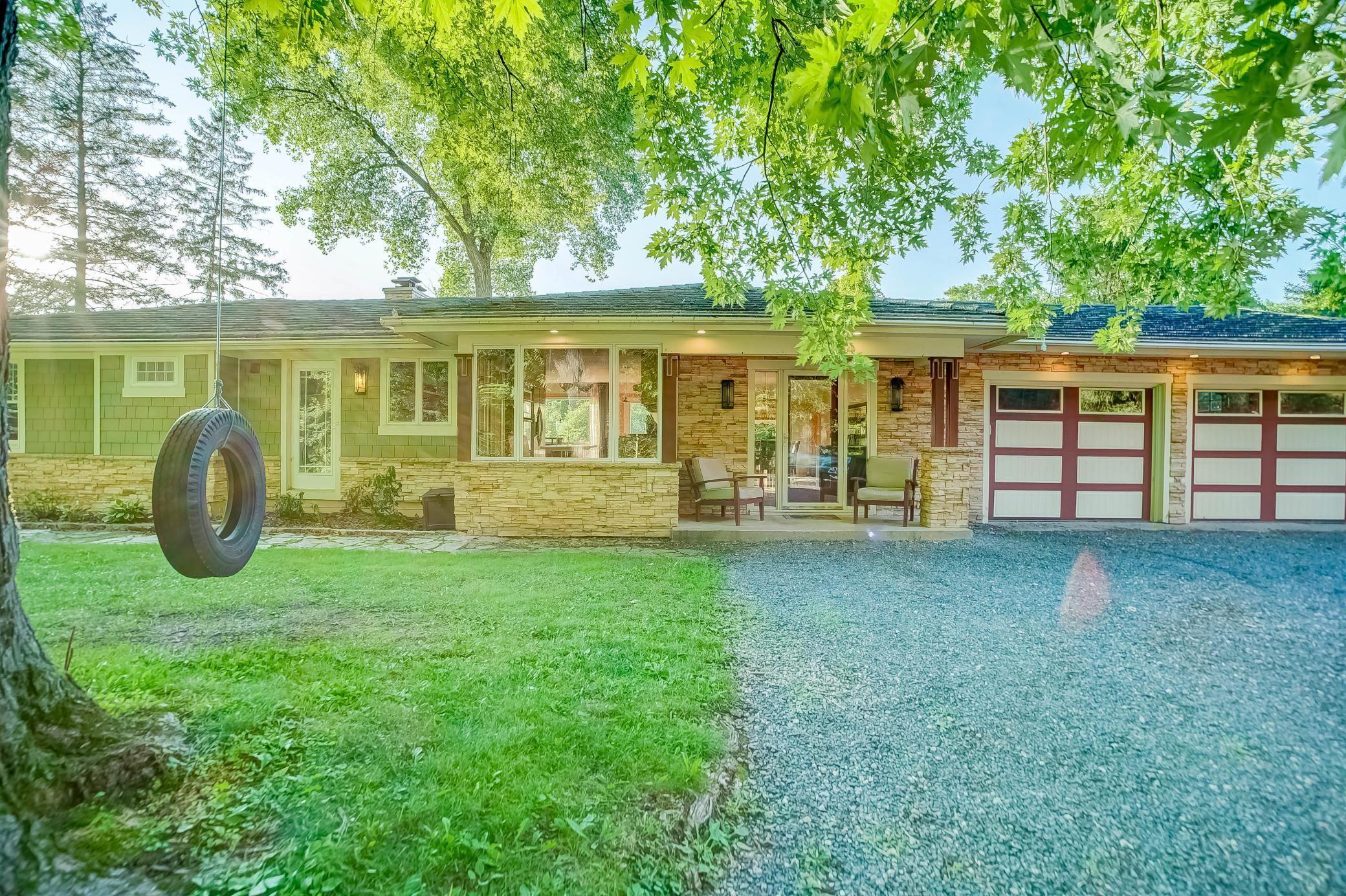 property viewer photo 4