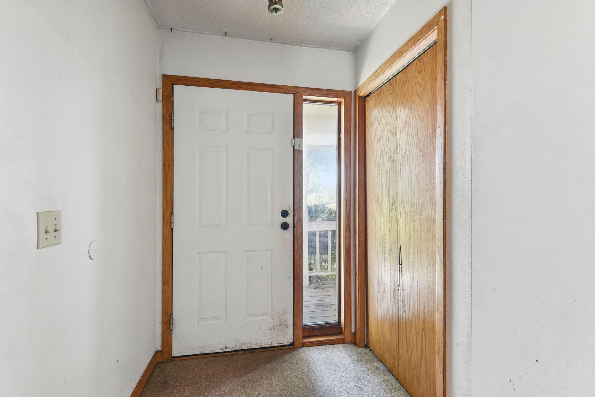 property viewer photo 3