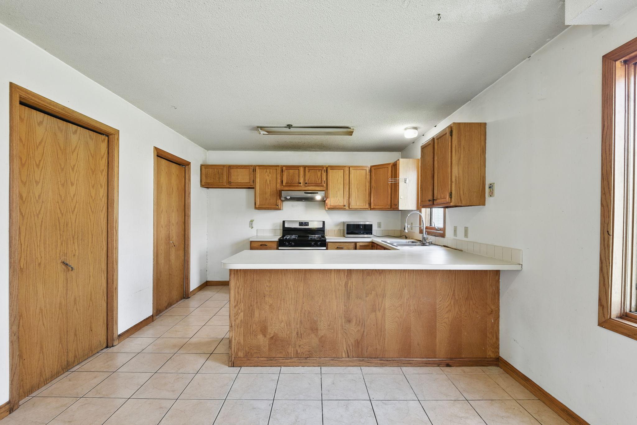 property viewer photo 9