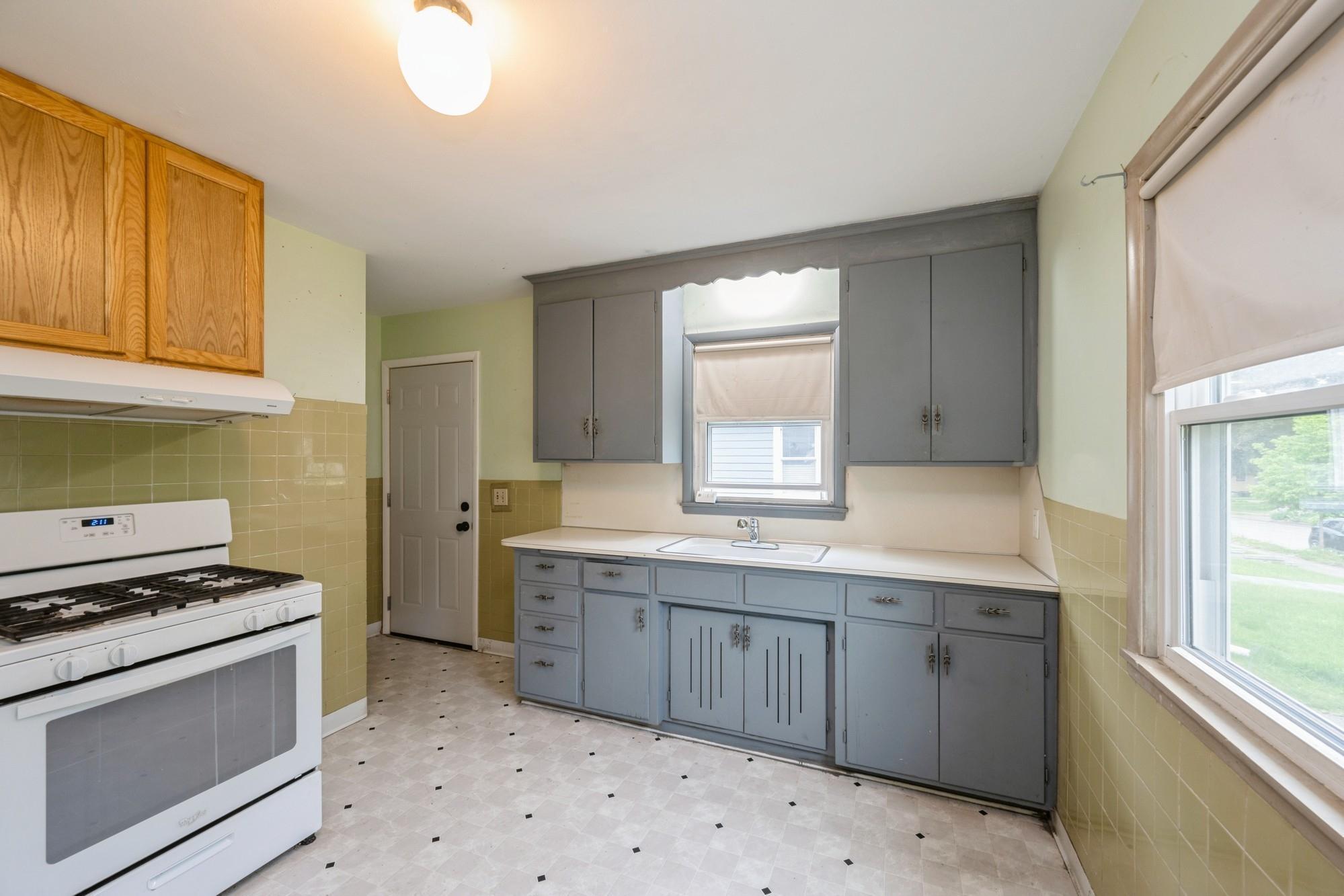 property viewer photo 11