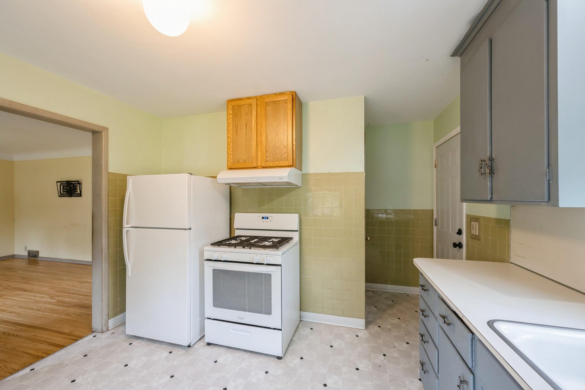 property viewer photo 12