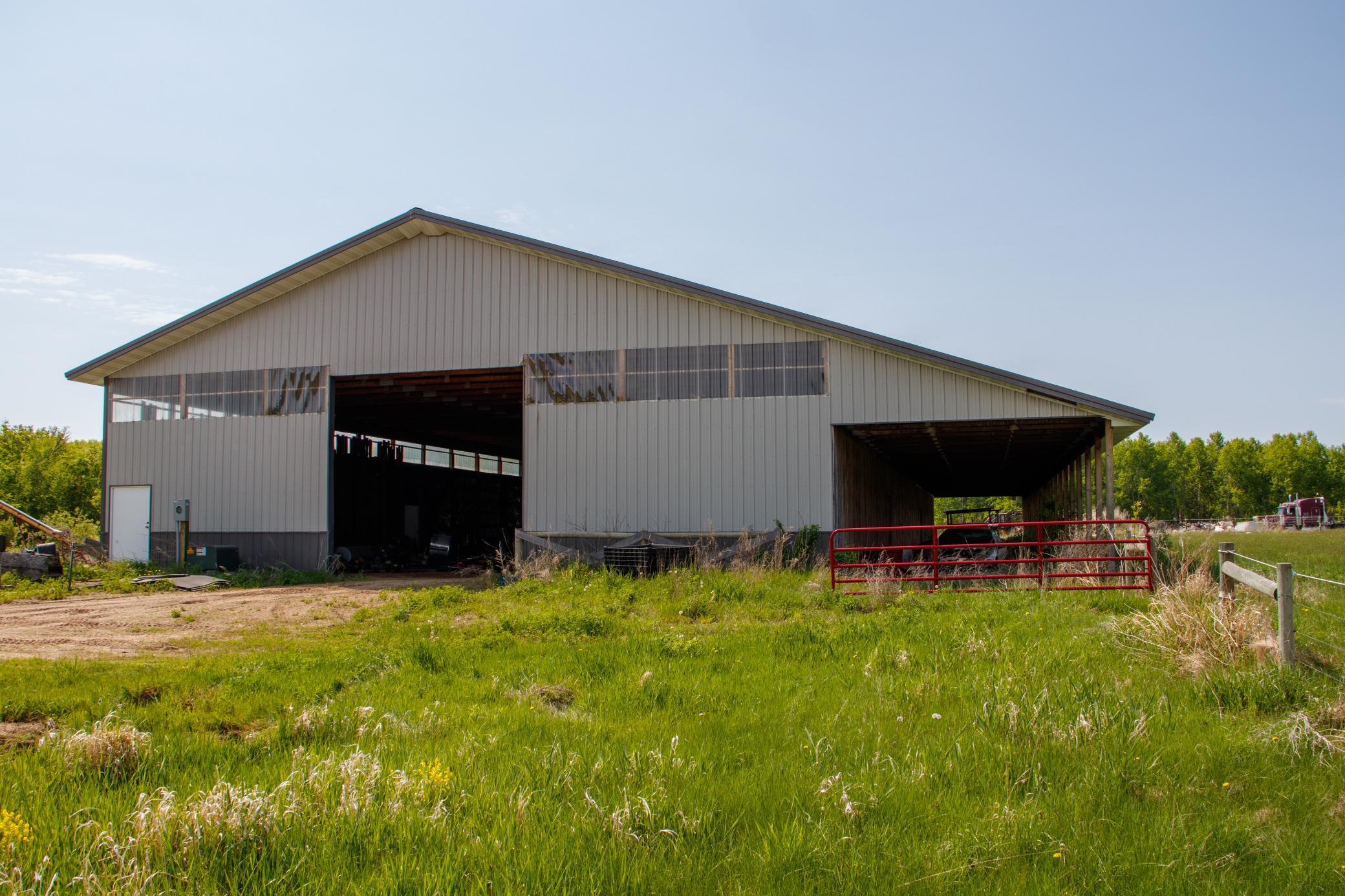 main property photo 5