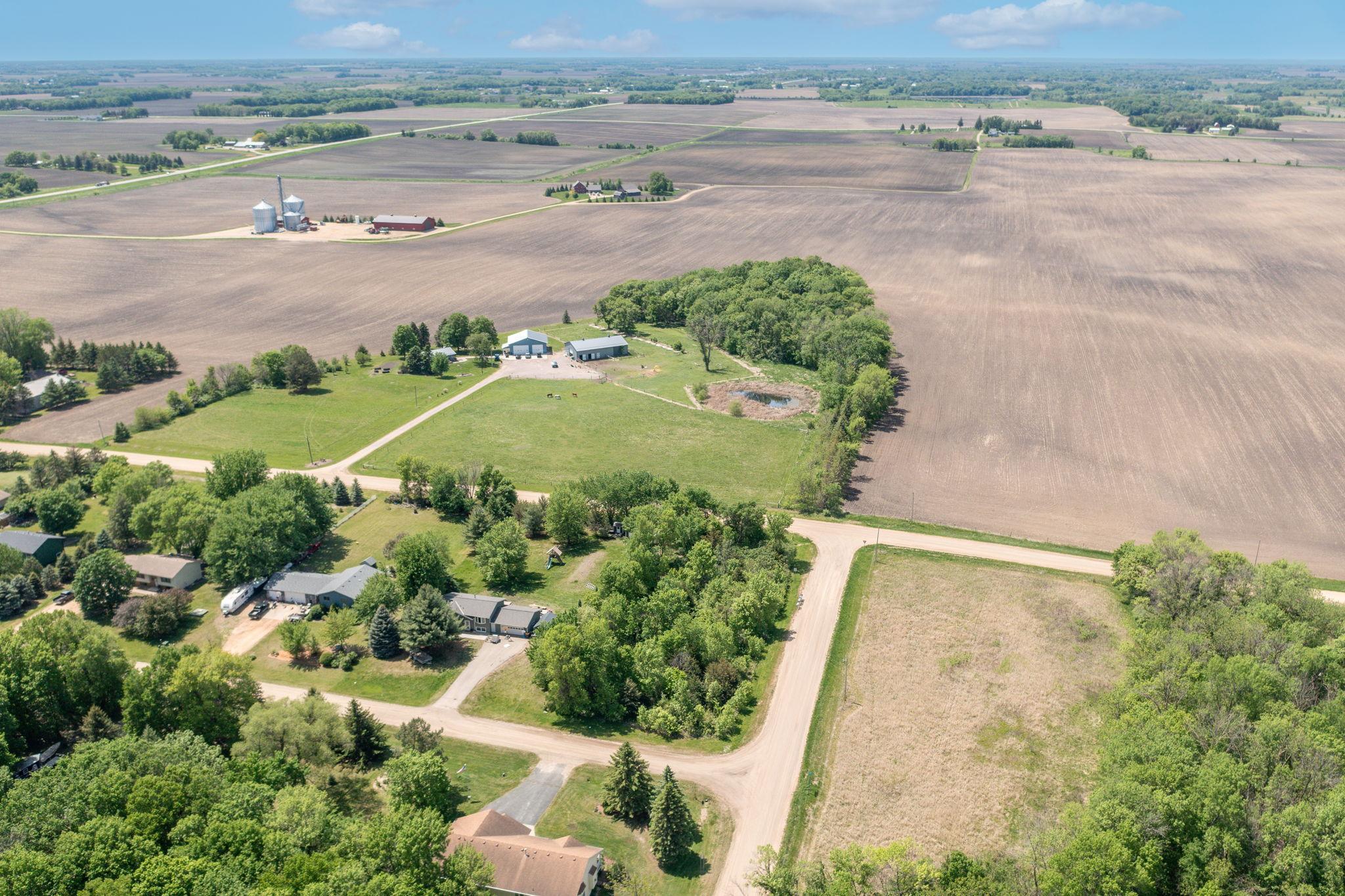 main property photo 12