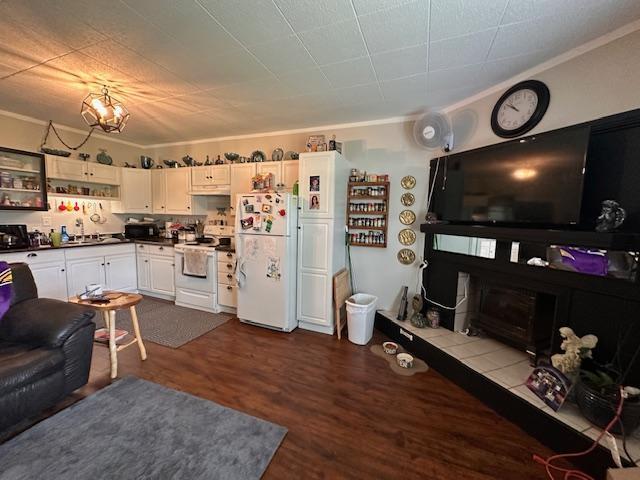 main property photo 53