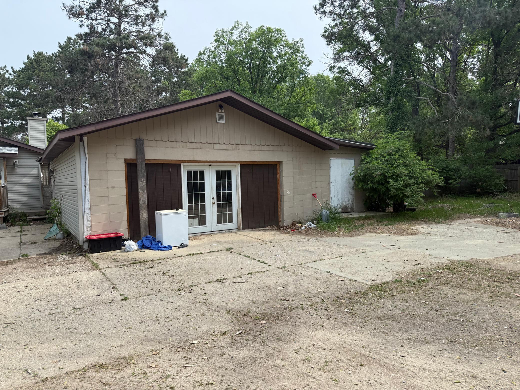 main property photo 15