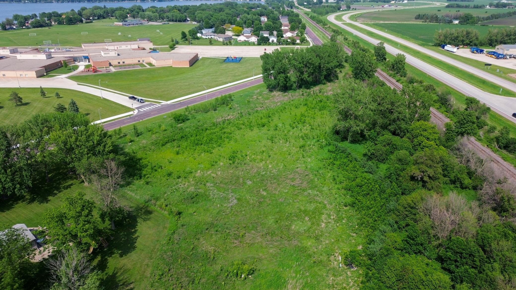 main property photo 4