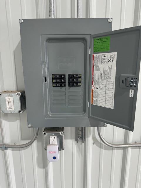 main property photo 9