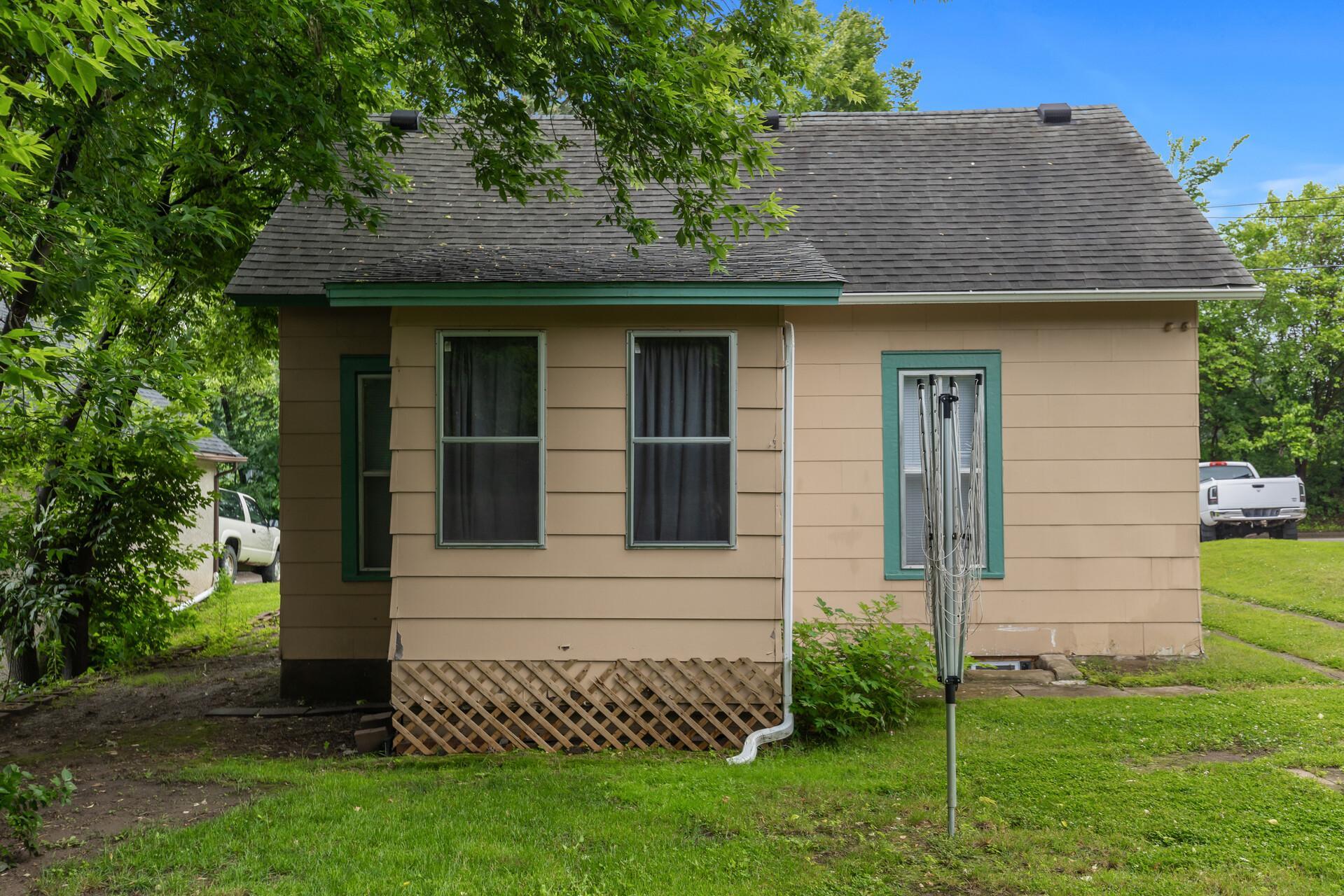 main property photo 24
