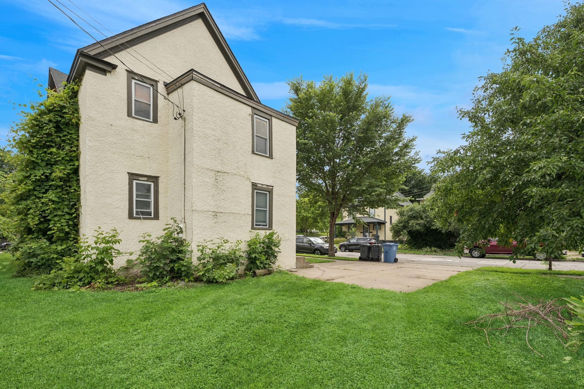 main property photo 22