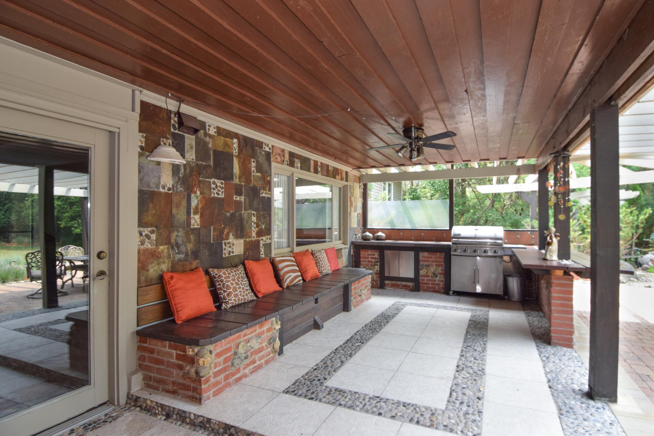 main property photo 60