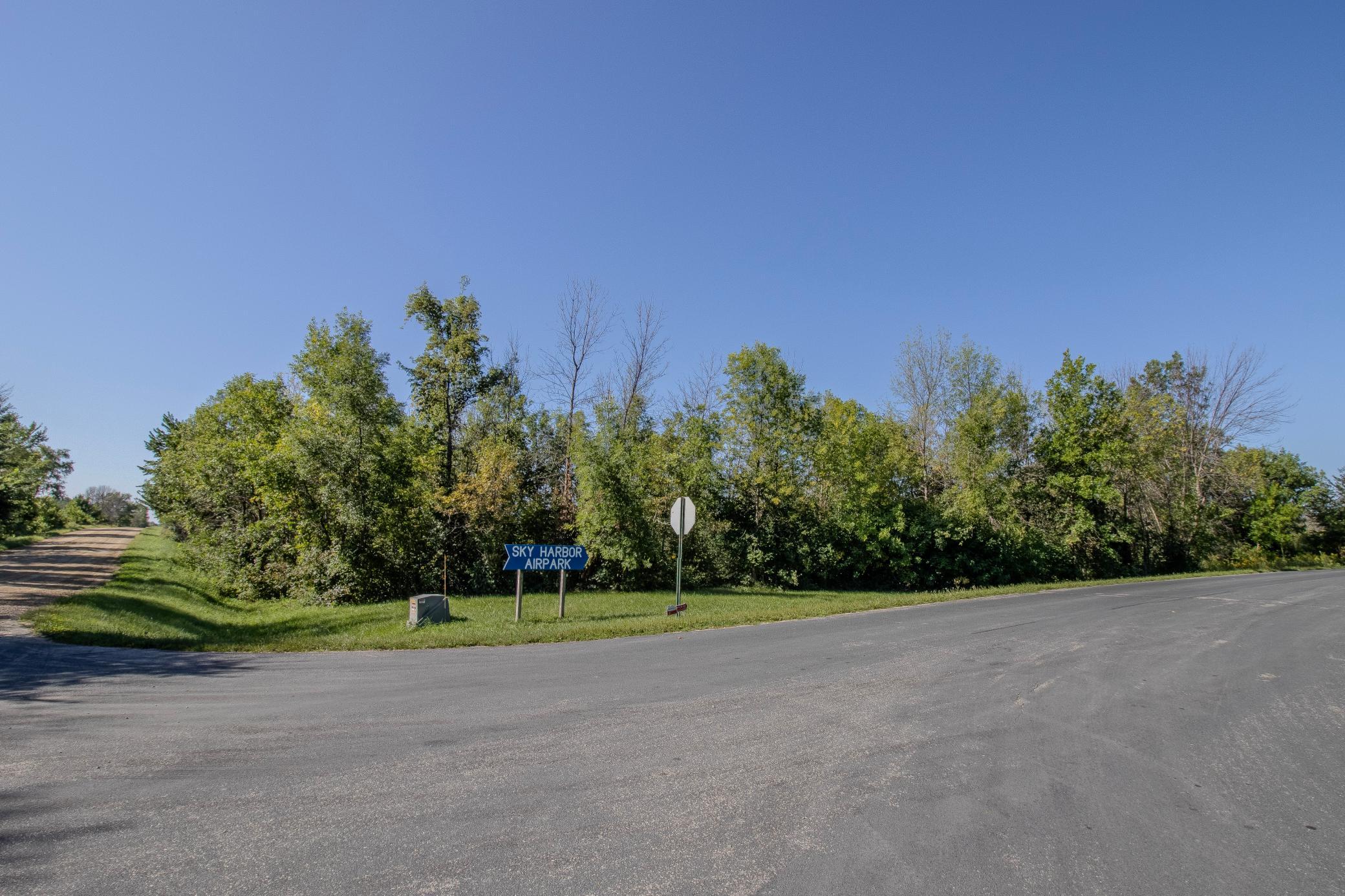 main property photo 9