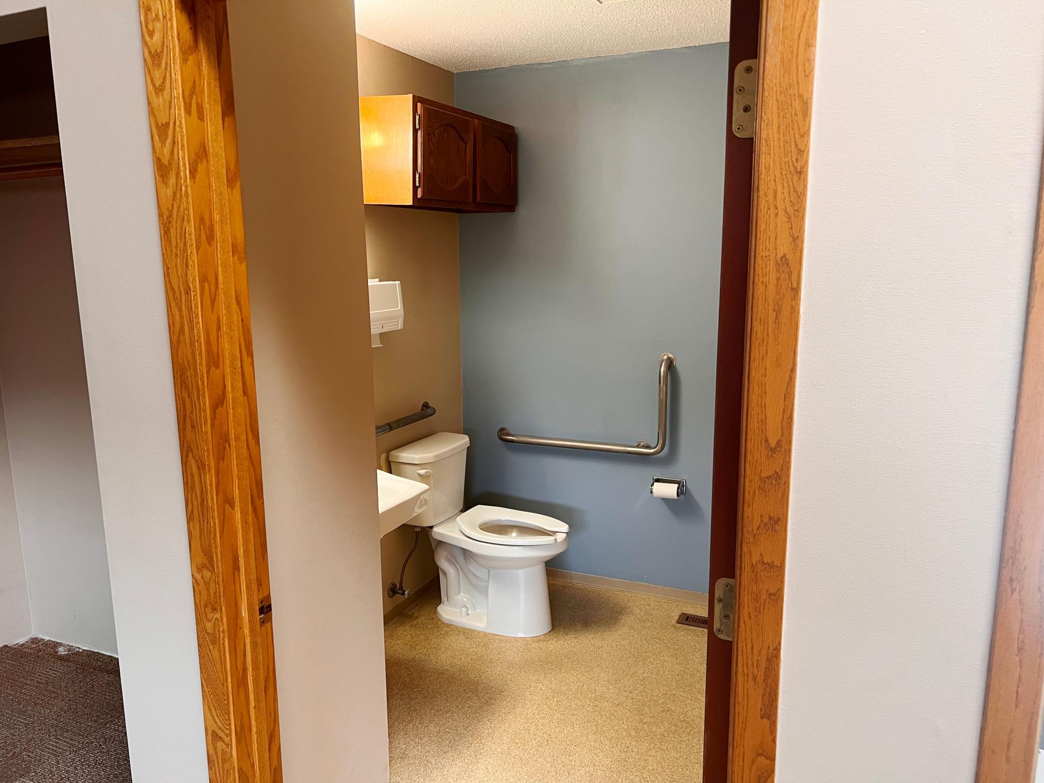 main property photo 14
