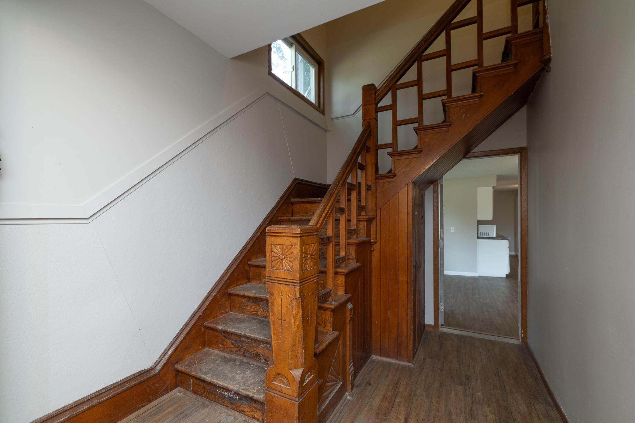 property viewer photo 1