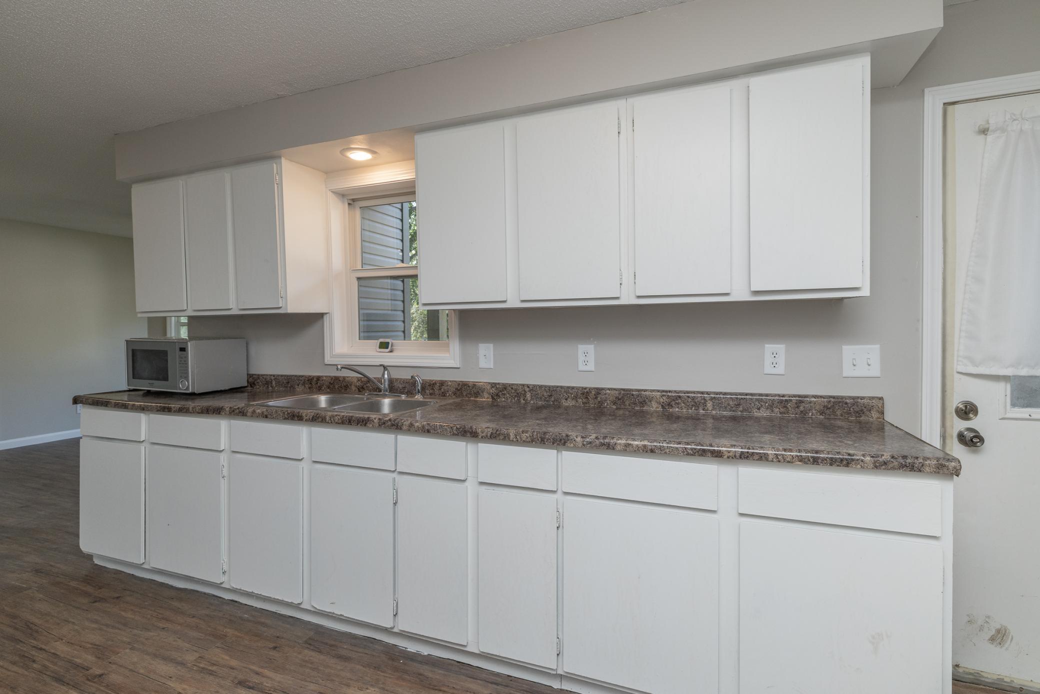 property viewer photo 12