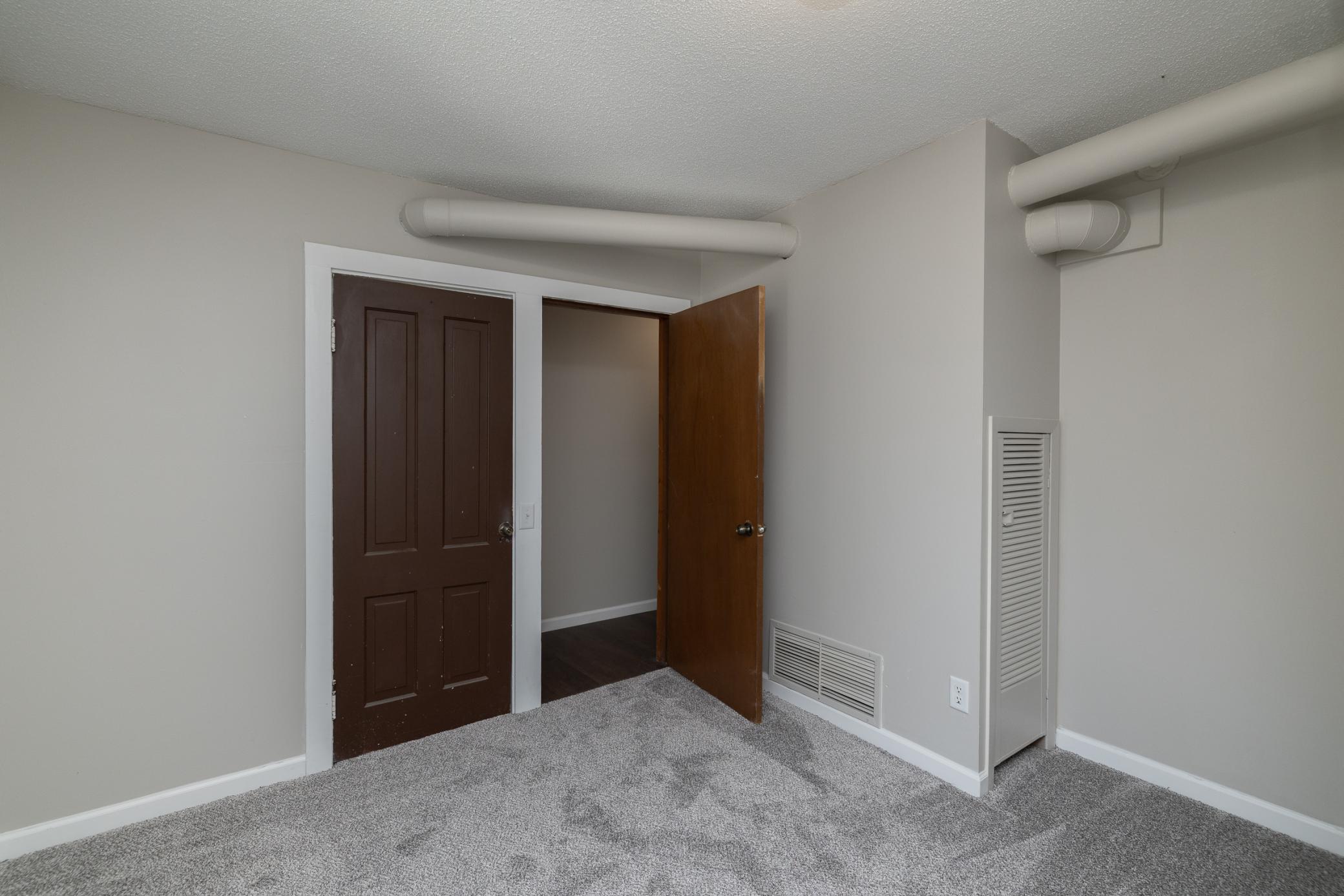 property viewer photo 28