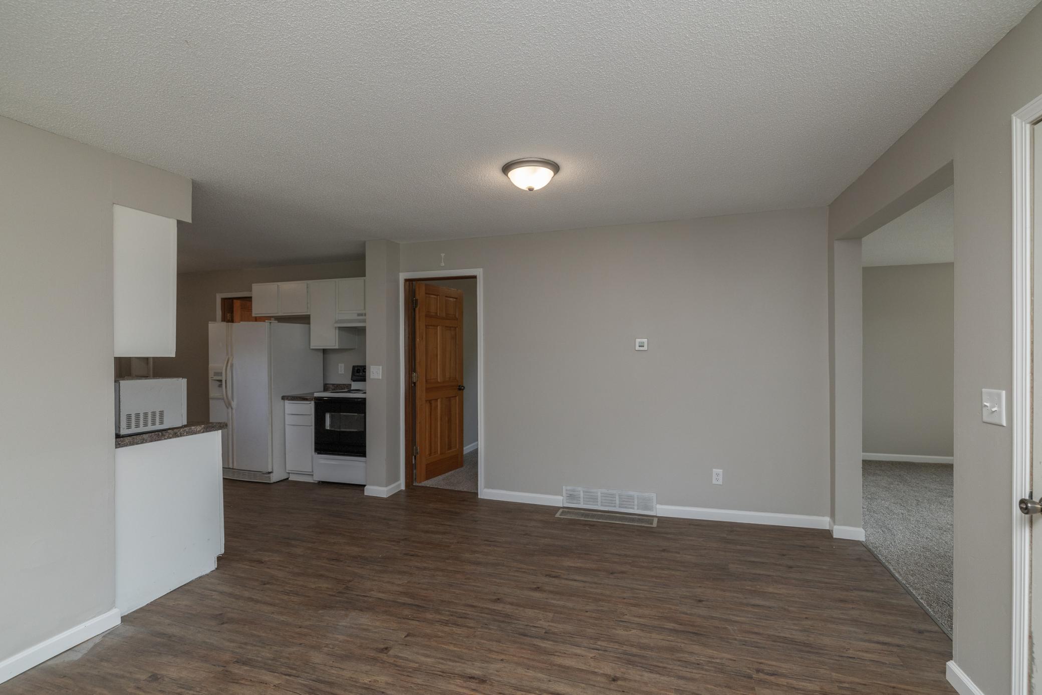 property viewer photo 7