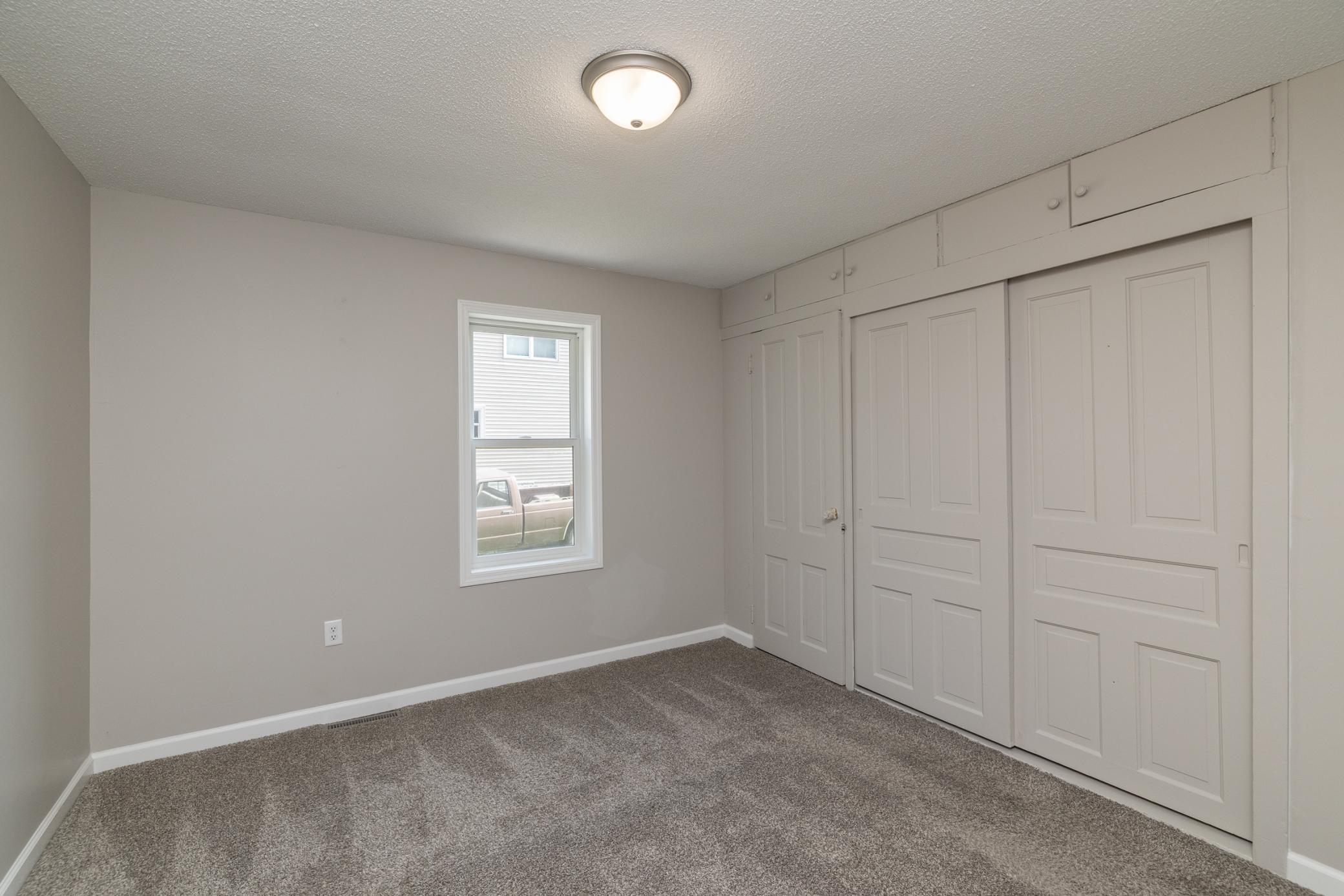 property viewer photo 8