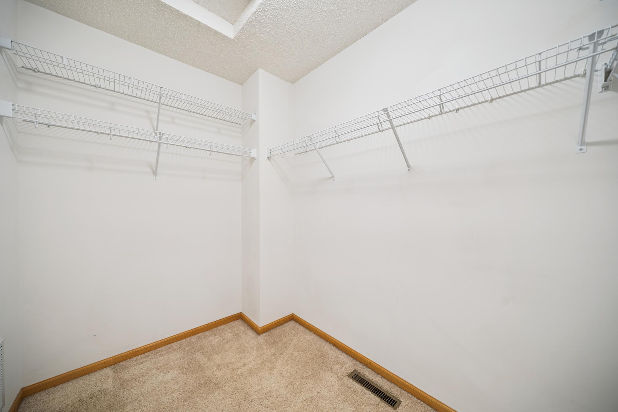property viewer photo 17