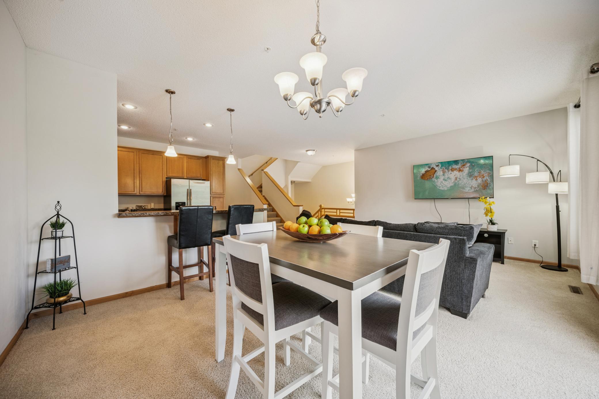 property viewer photo 6