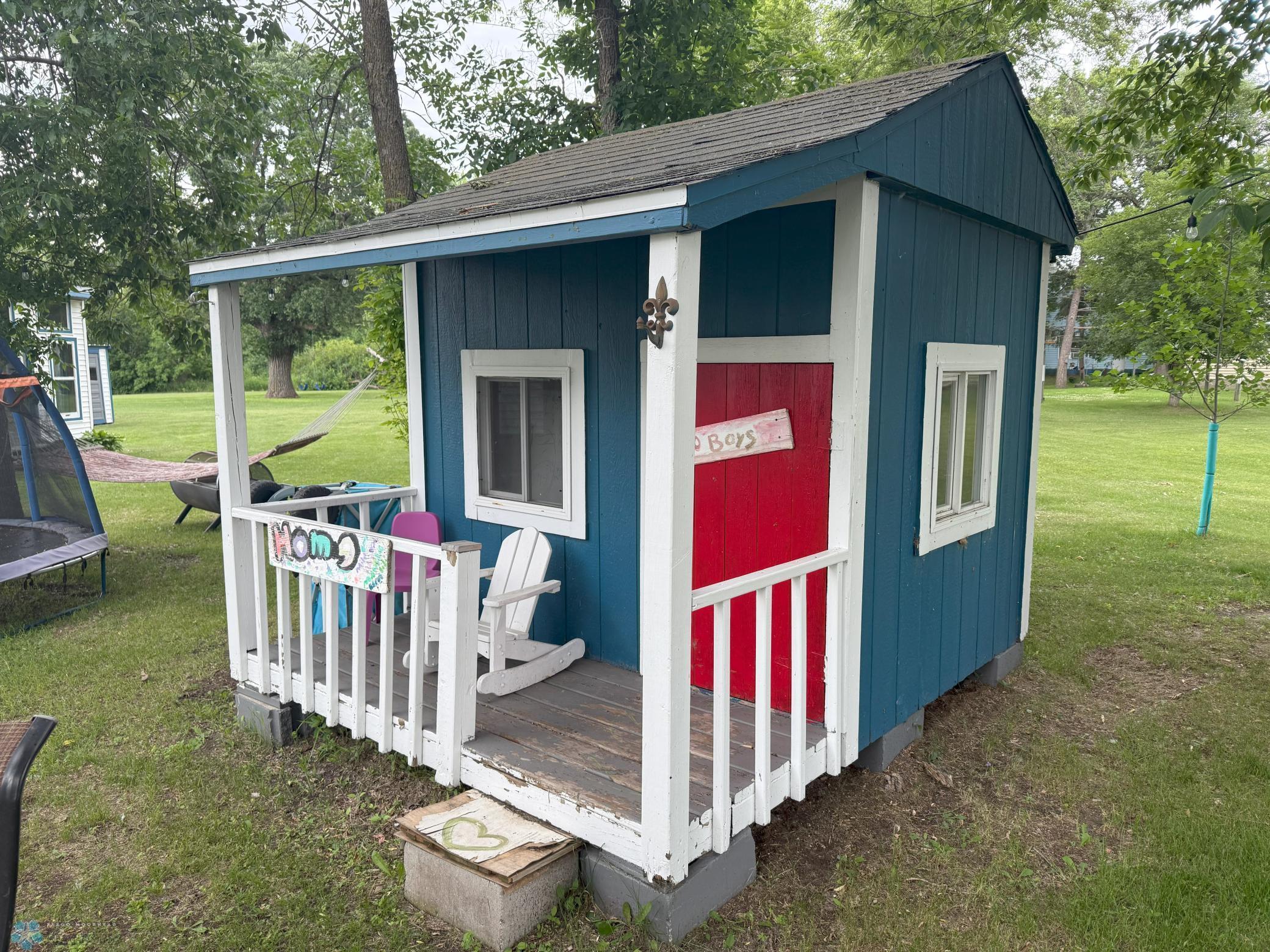 main property photo 29