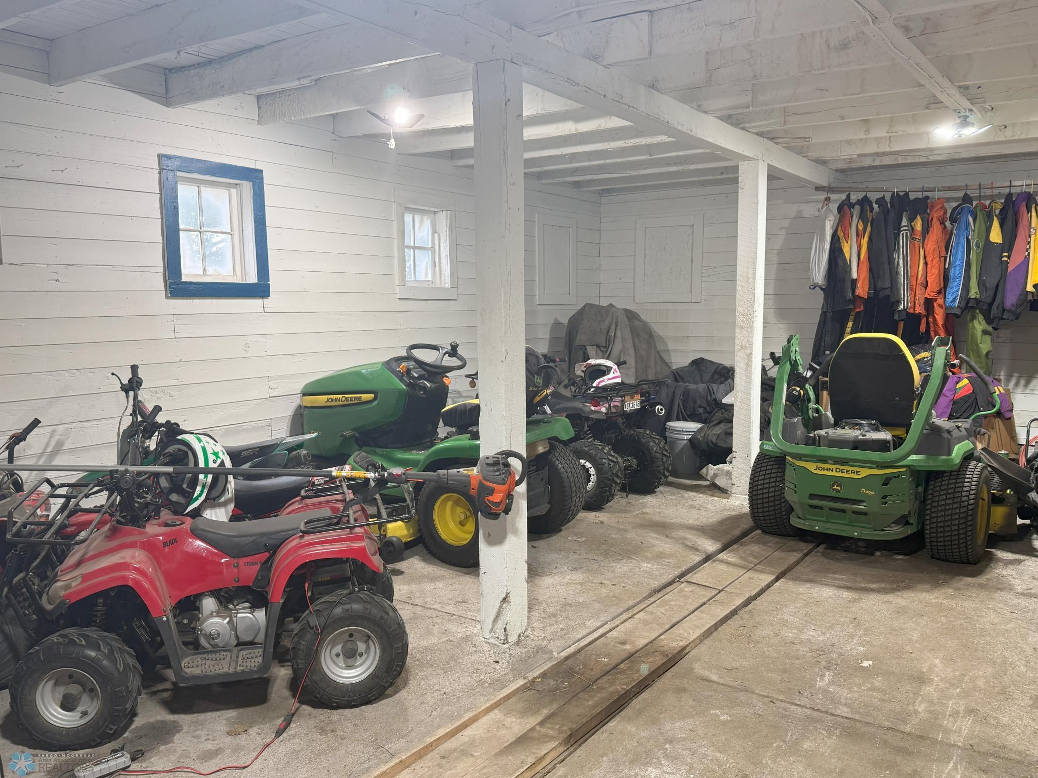main property photo 46
