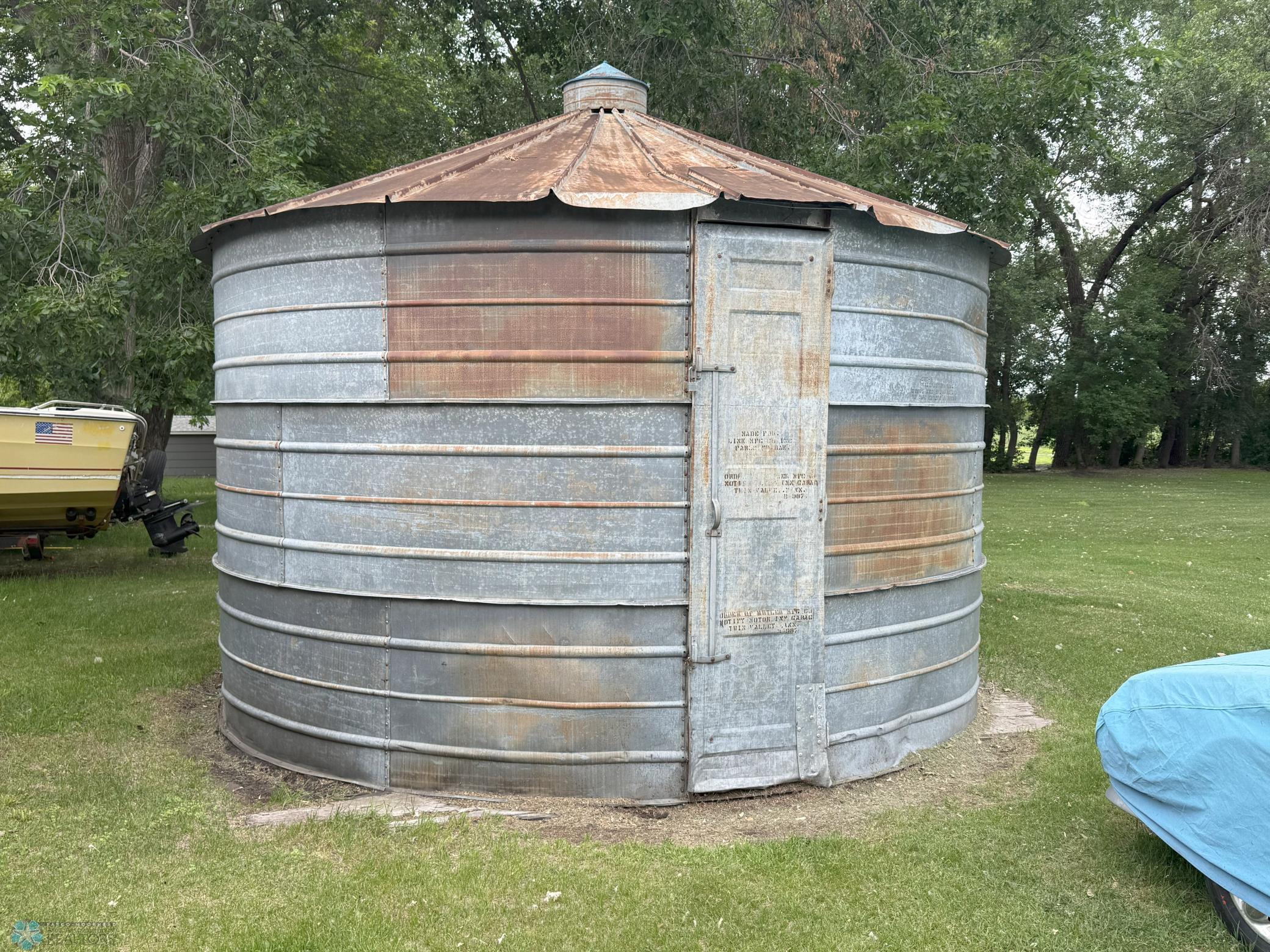 main property photo 62